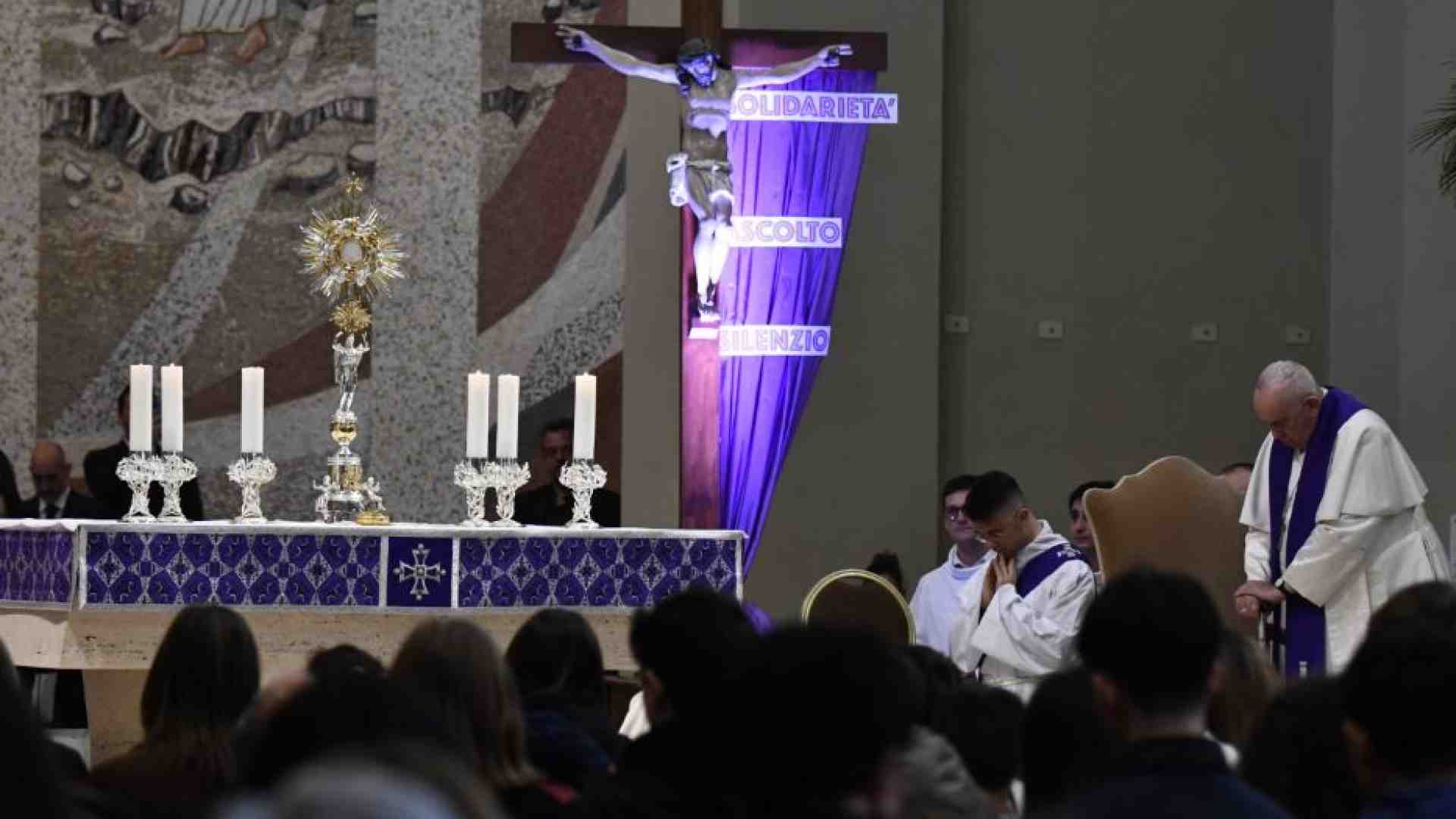 Immagine di Francesco: il sacramento della Riconciliazione deve essere un incontro di festa