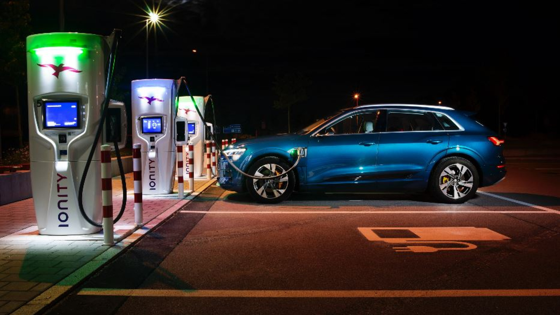 Immagine di La Norvegia prova a togliere gli aiuti all'auto elettrica