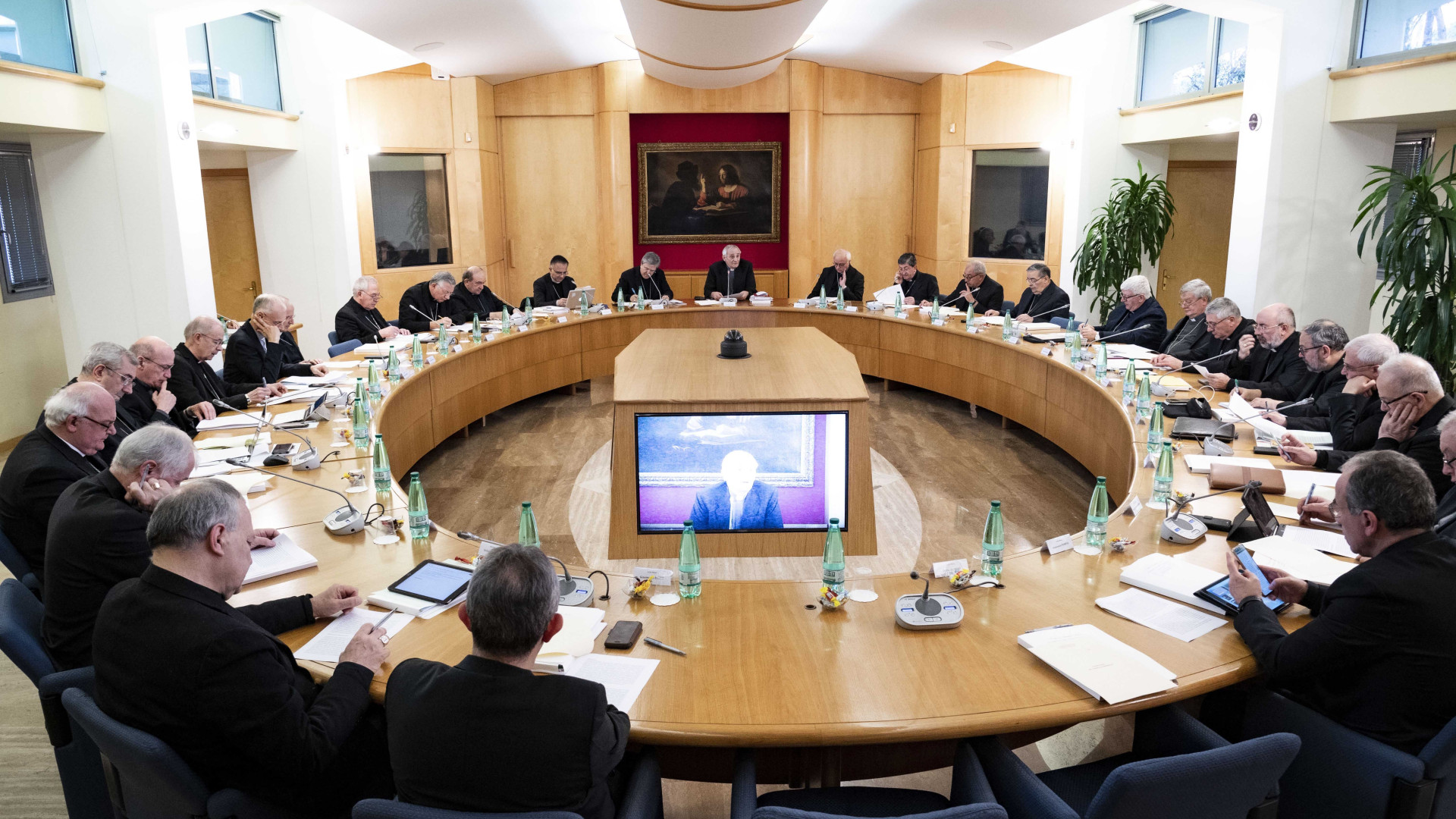 Immagine di Zuppi alla politica: «Scelte coraggiose senza opportunismi»