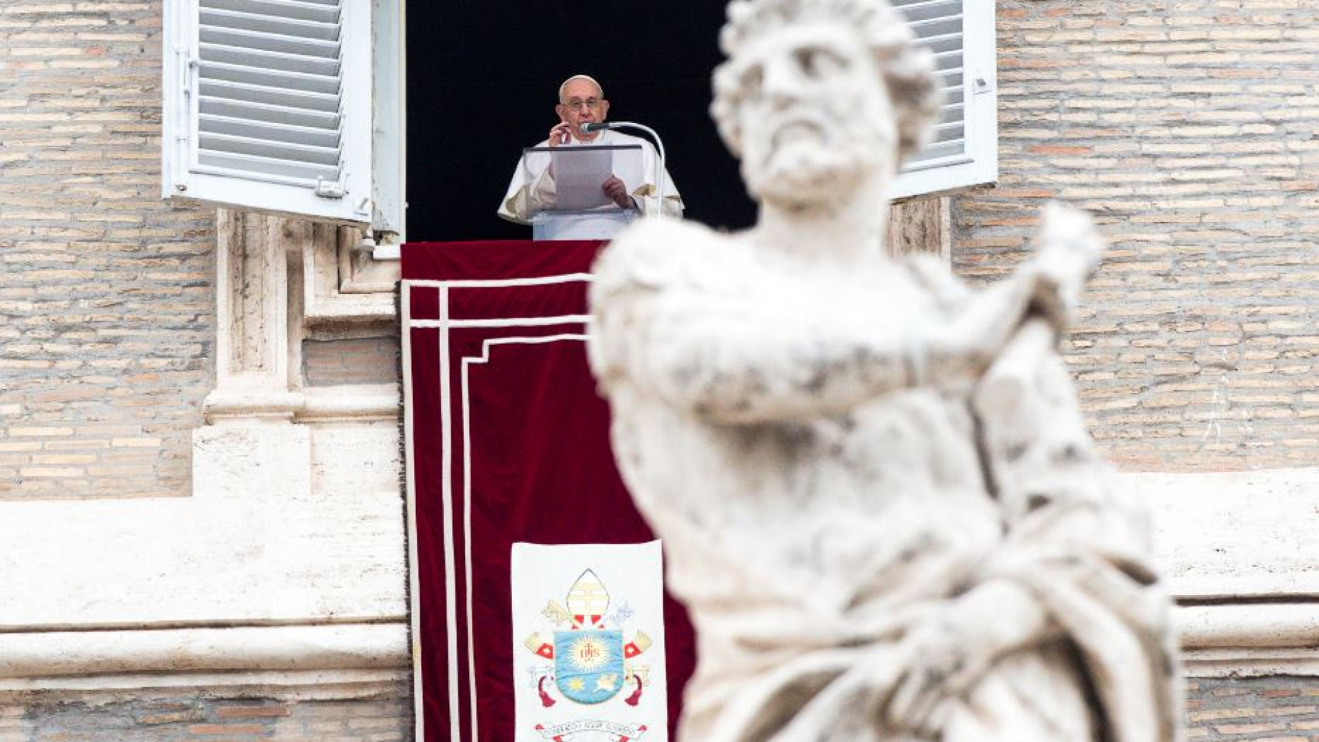 Immagine di Il Papa: non dimentichiamo l'Ucraina che soffre per i crimini della guerra