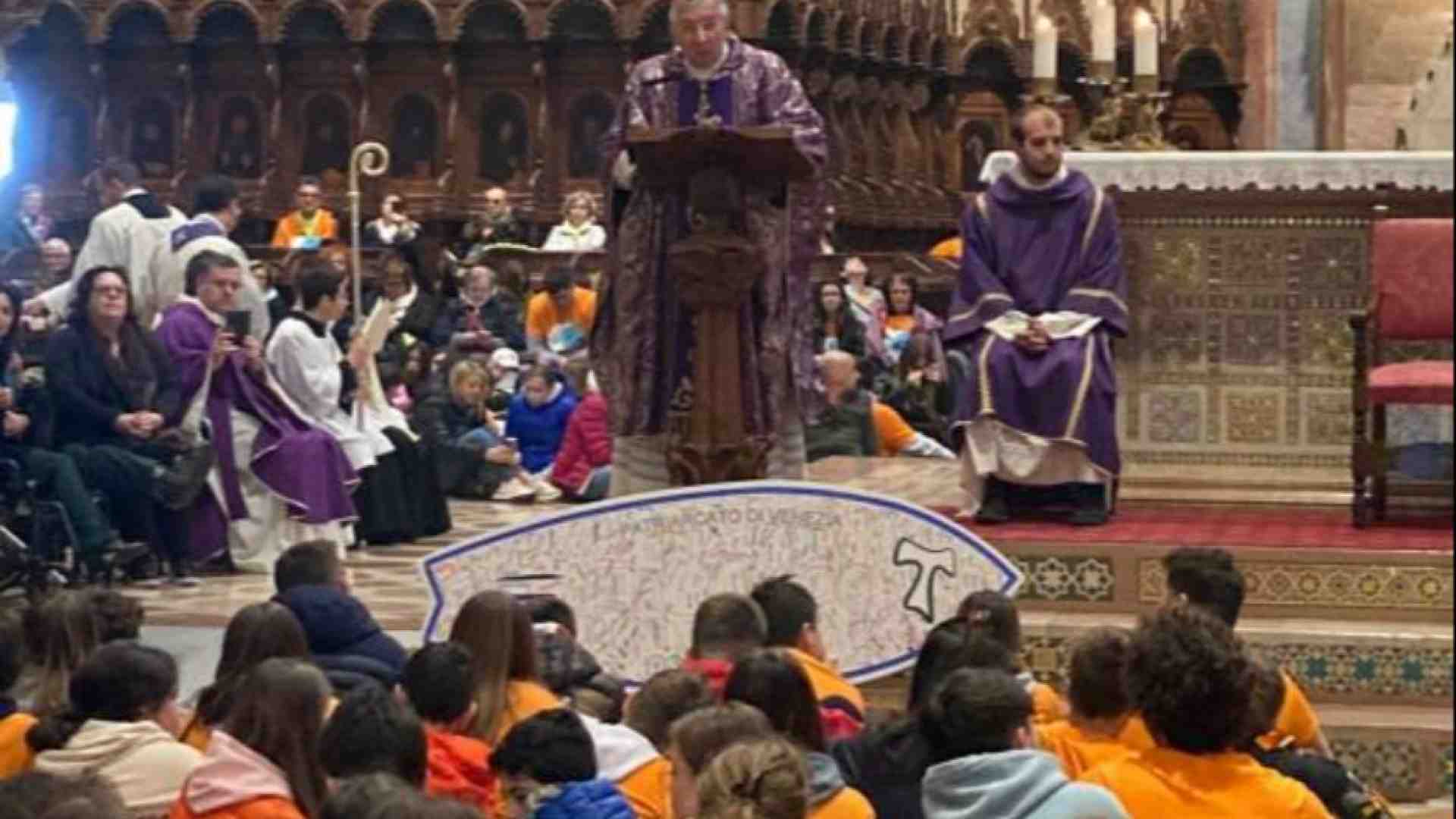 Immagine di Da Venezia ad Assisi, così San Francesco attrae i giovanissimi