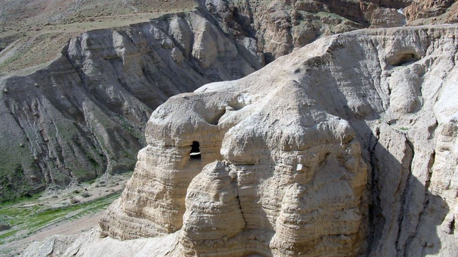 Immagine di E se a Qumran non abitavano solo gli esseni?