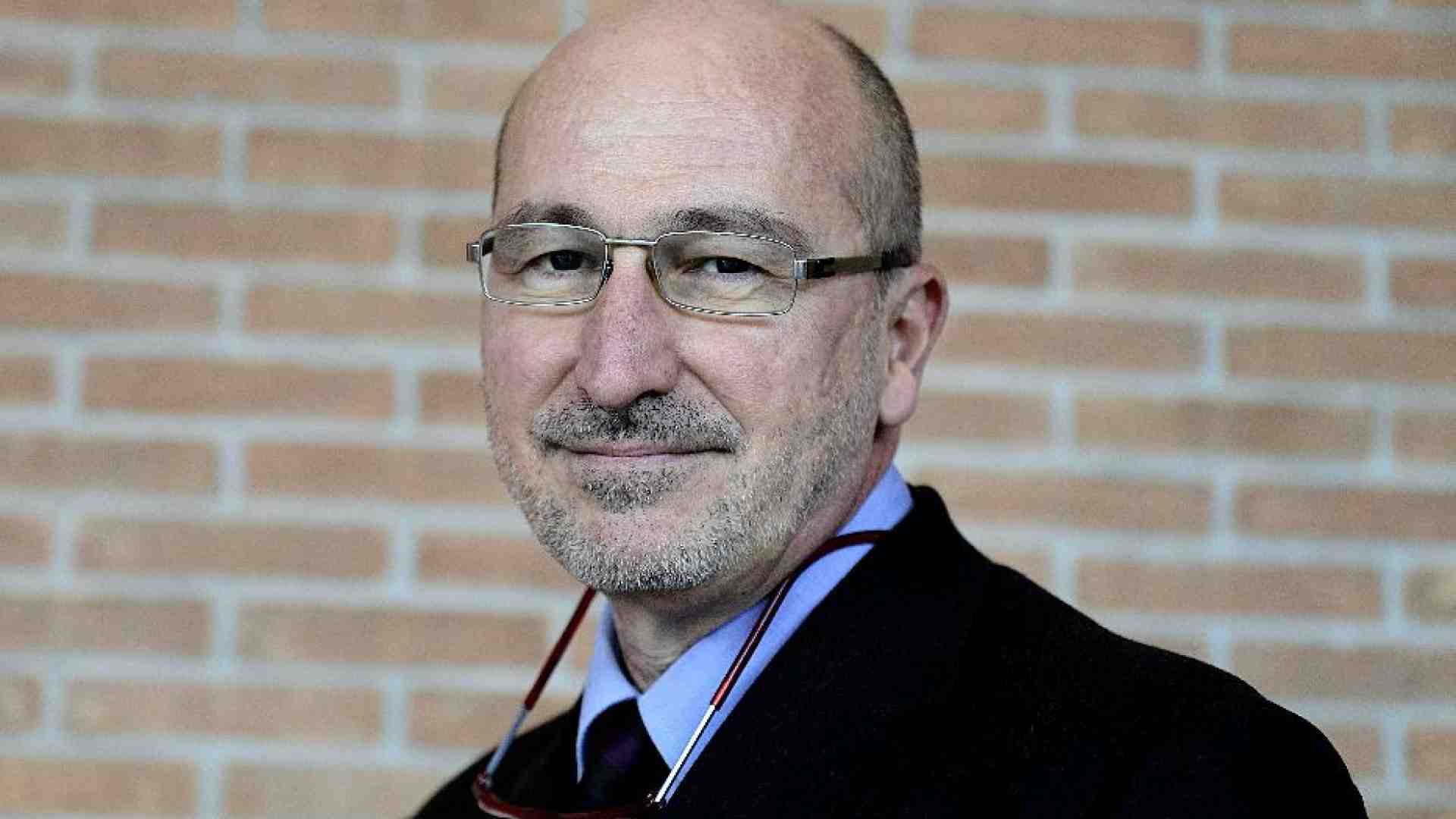 Immagine di Il filosofo Fabris: non c'è più fede? Liberiamoci dalle sue versioni fuorvianti