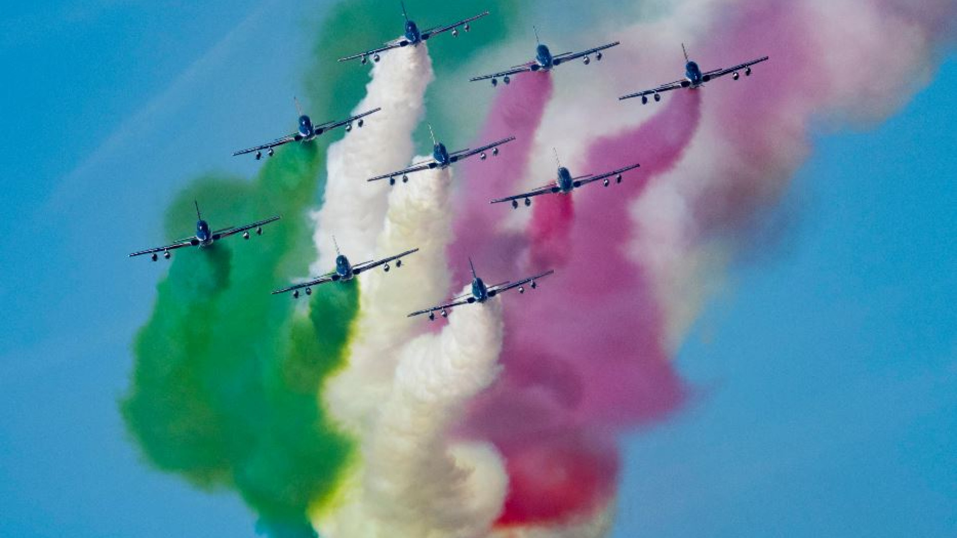 Immagine di L'Aeronautica Militare italiana compie un secolo, tra imprese e record