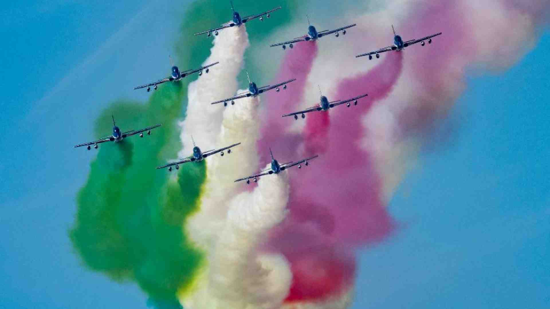 Immagine di L'Aeronautica Militare italiana compie un secolo, tra imprese e record