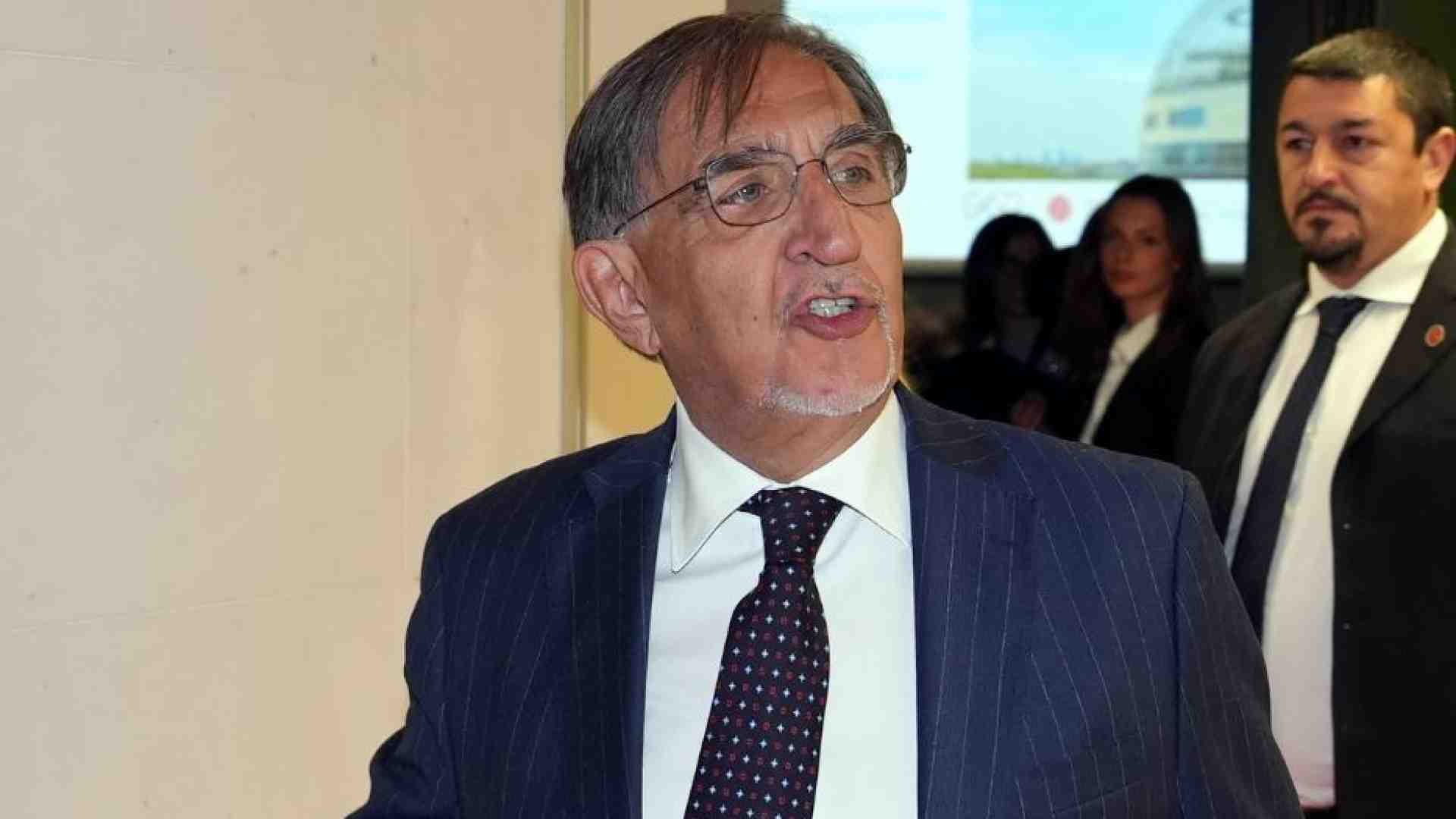 Immagine di Via Rasella, La Russa sbanda e scatena una bufera politica. Poi si scusa