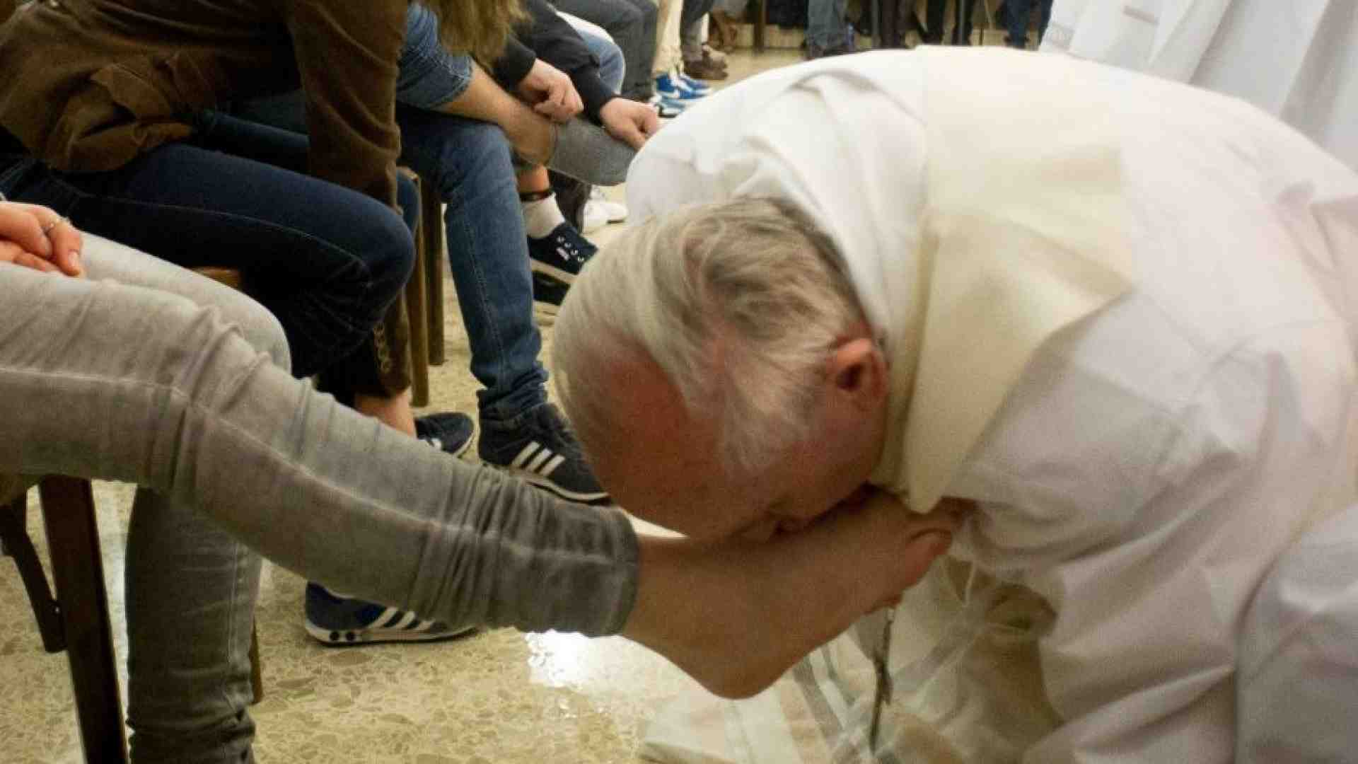 Immagine di Il Papa torna dopo dieci anni nel carcere minorile di Casal del Marmo