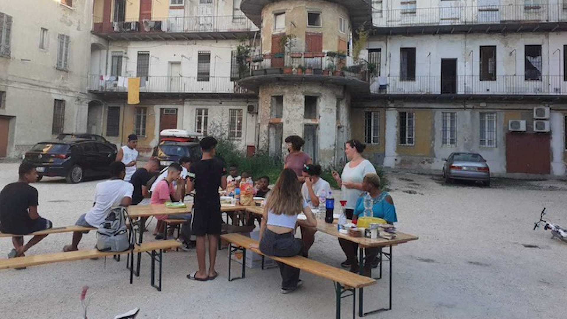 Immagine di Servire il bisogno non solo coi muri