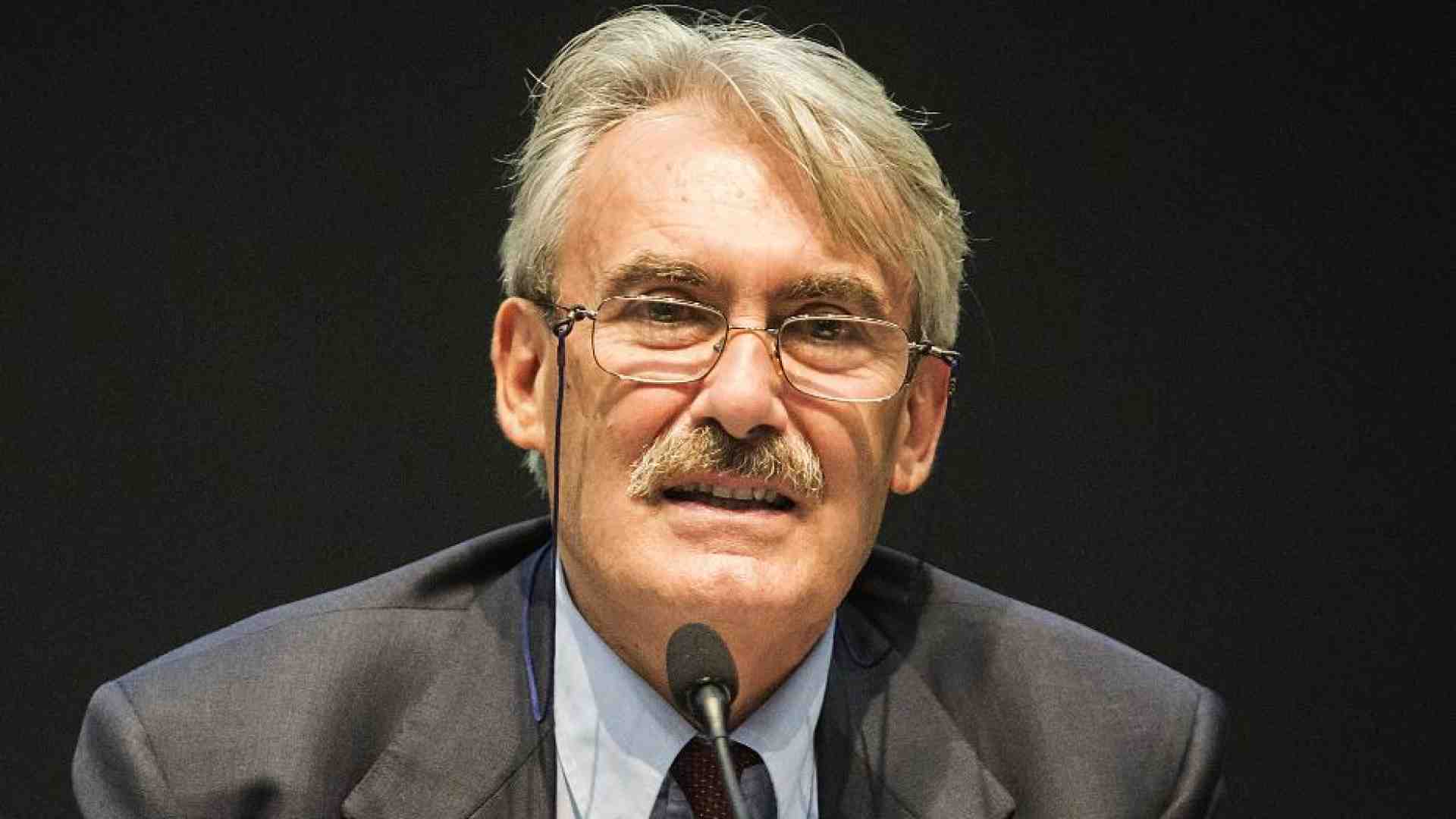 Immagine di Ricucire pace in tre punti