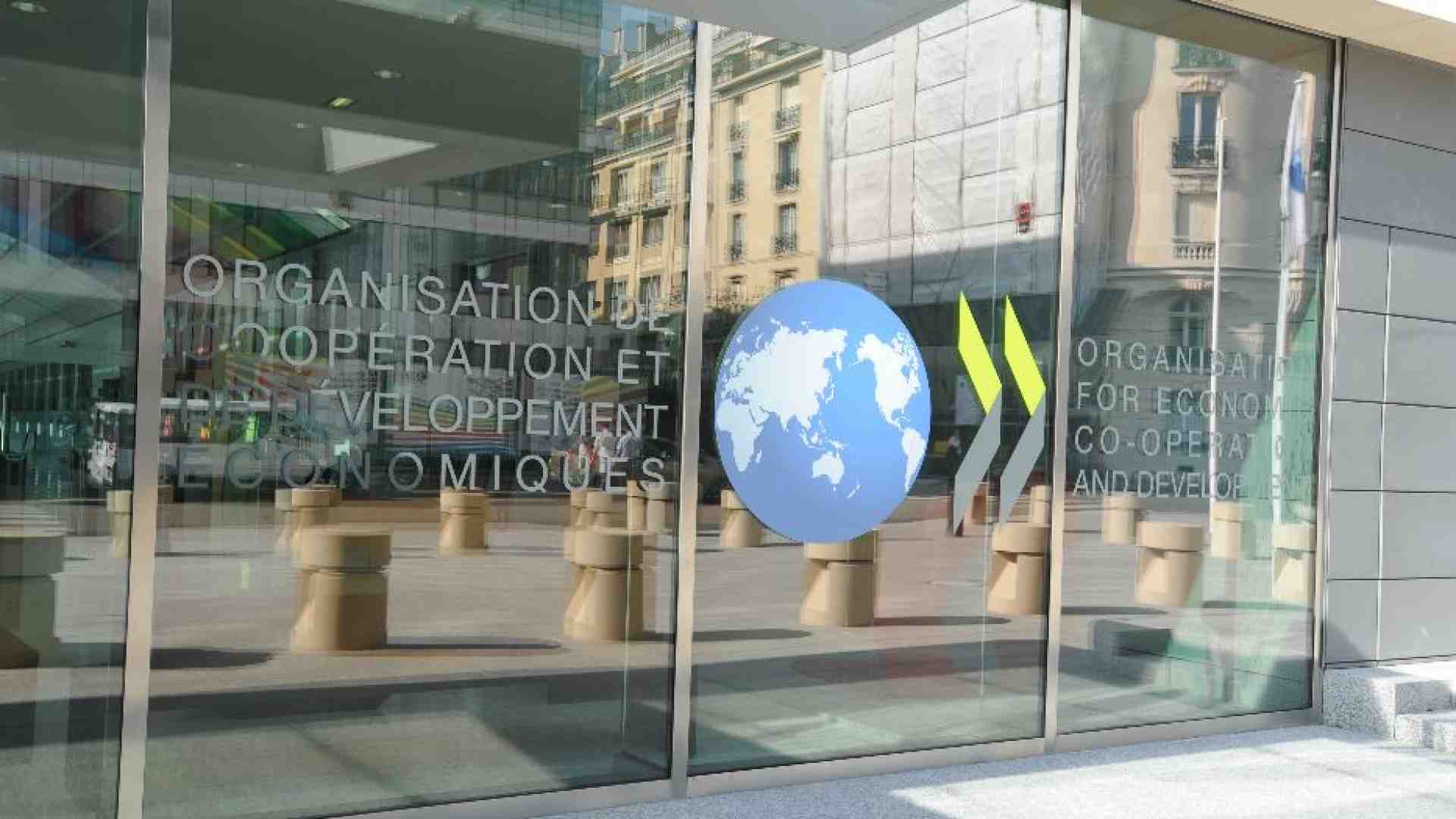 Immagine di Gli aiuti per i Paesi poveri restano in quelli ricchi. La campagna 070