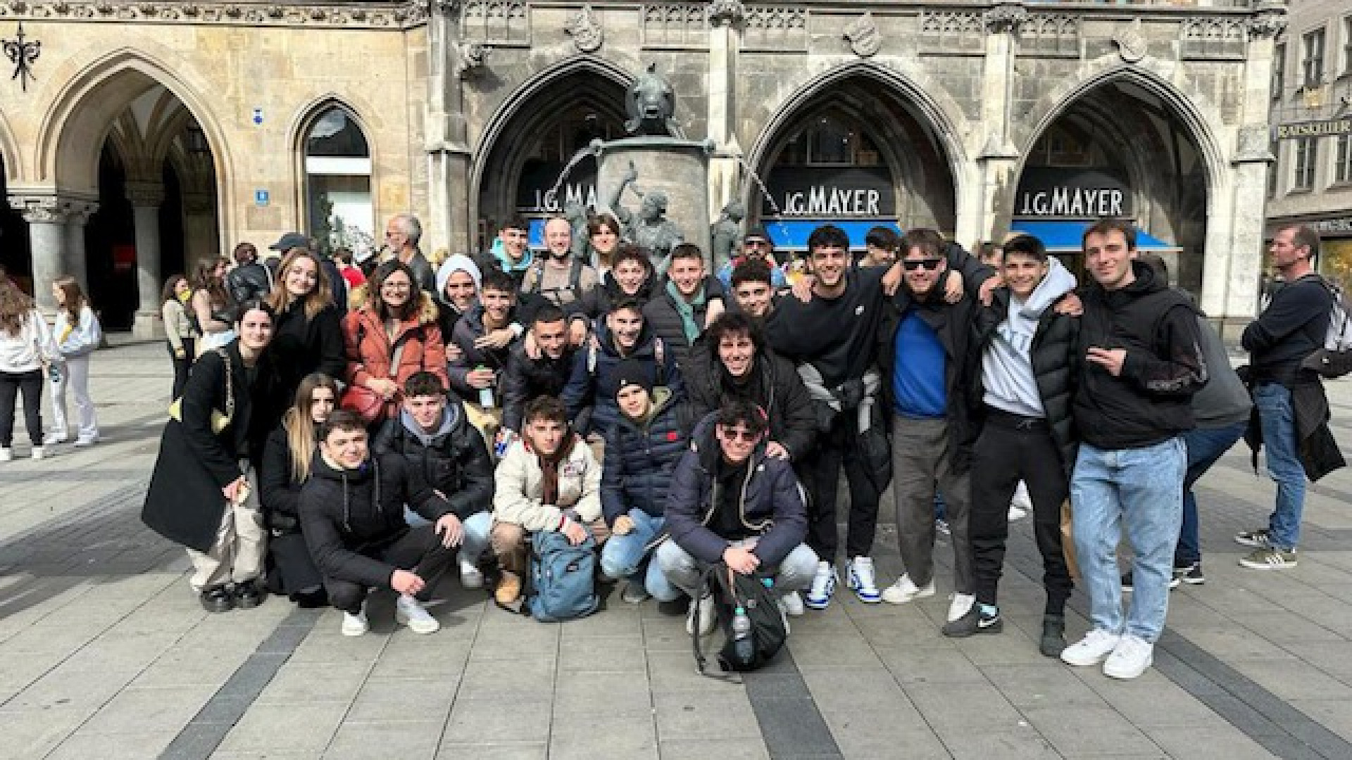 Immagine di Lo Sportivo in visita alla “Rosa bianca”
