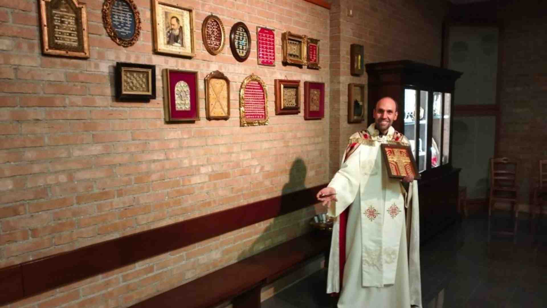 Immagine di La chiesa delle mille reliquie. «È bello pregare con i santi»