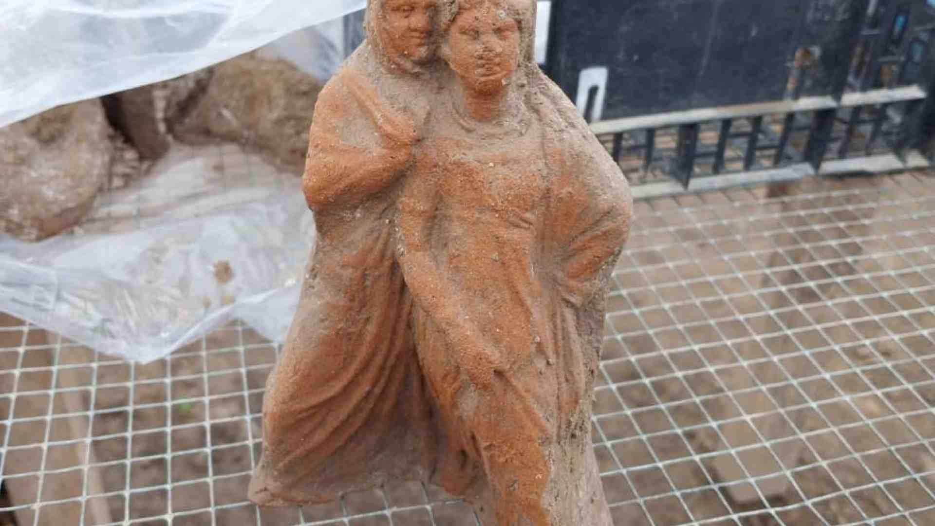 Immagine di A Paestum nuove scoperte nel tempietto. Le immagini
