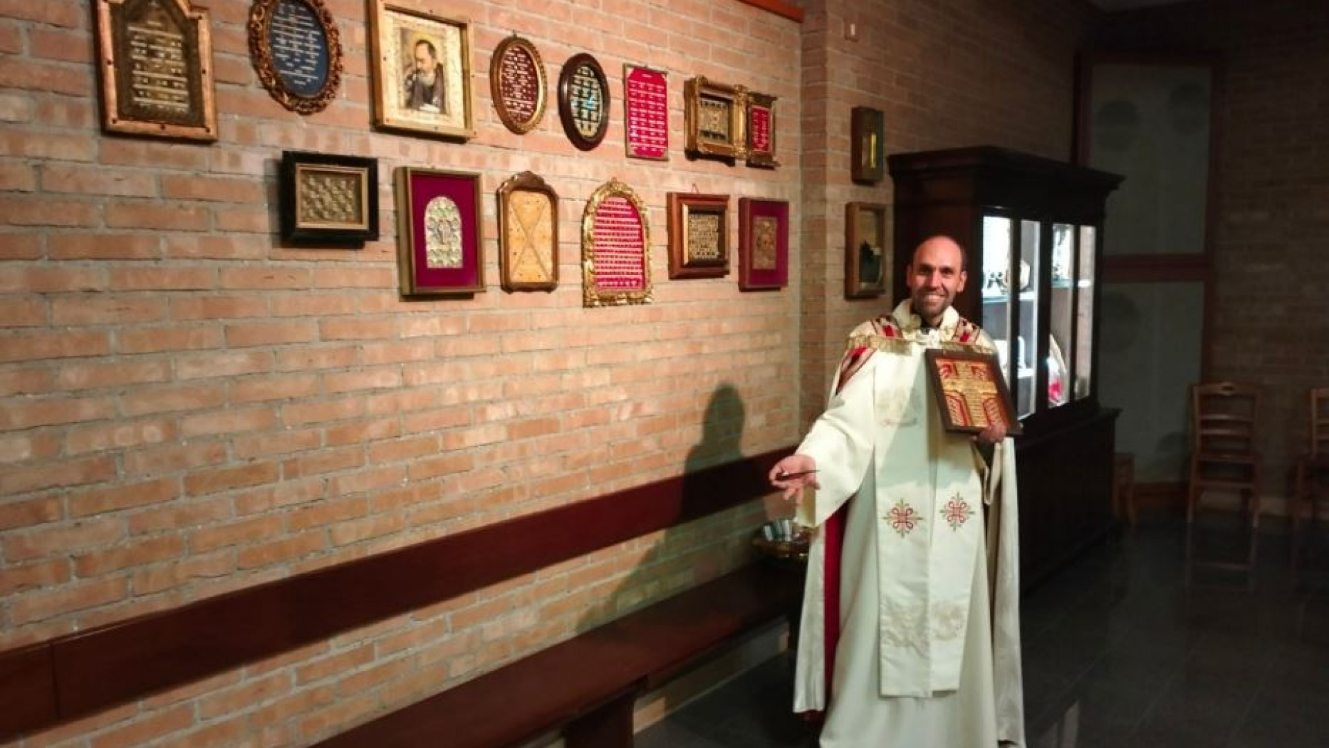 Immagine di La chiesa delle mille reliquie. «È bello pregare con i santi»