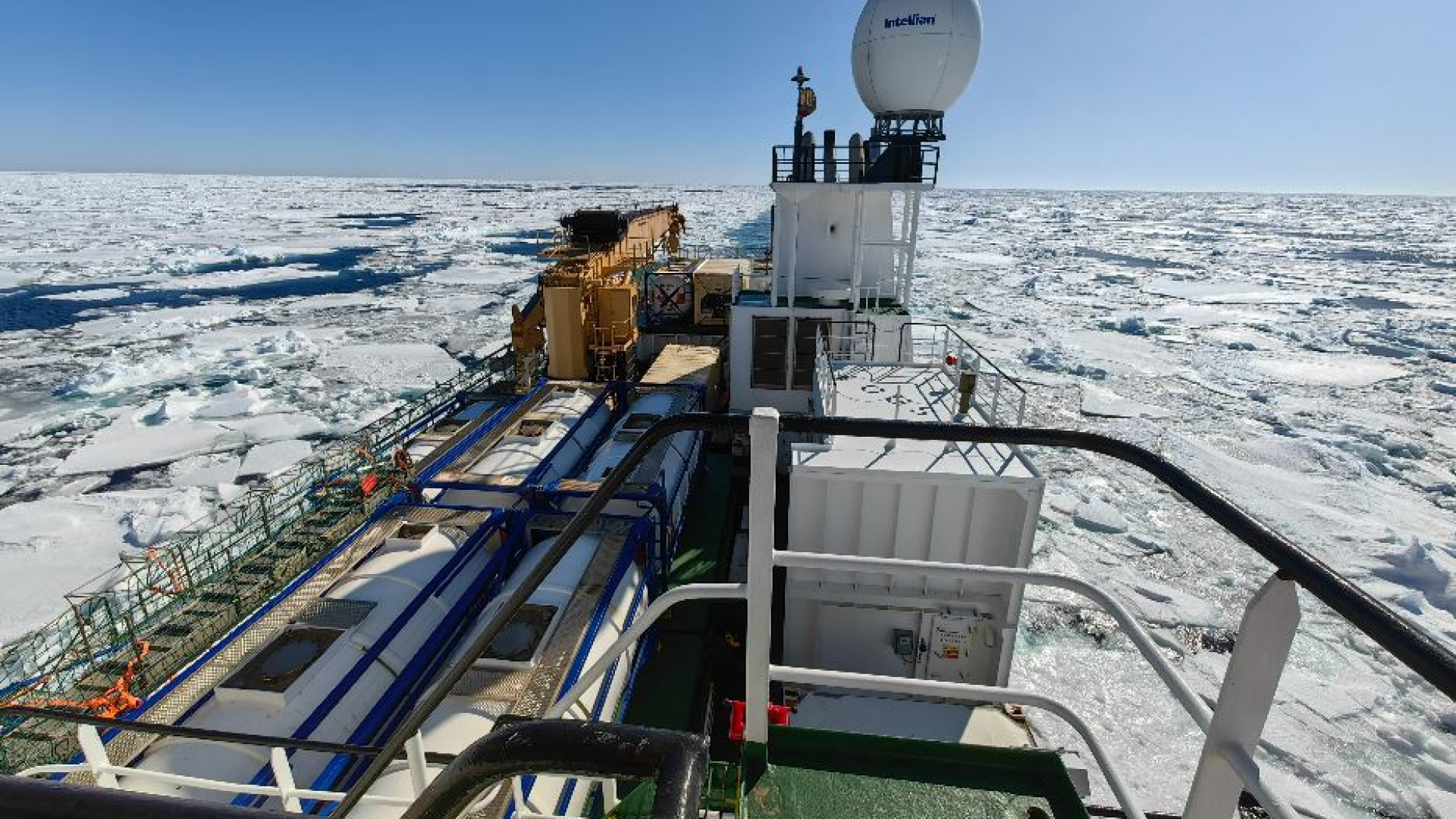 Immagine di Antartide, sulla nave italiana per capire il legame tra clima e ghiacci