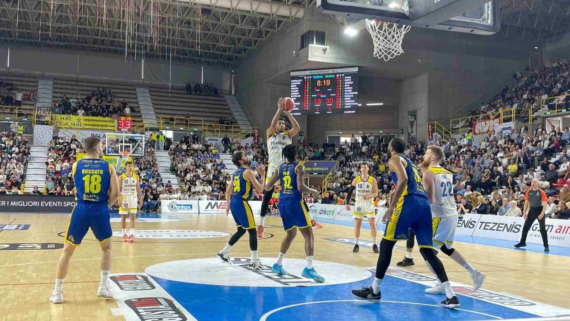 Immagine di Tezenis, per la salvezza serve un miracolo