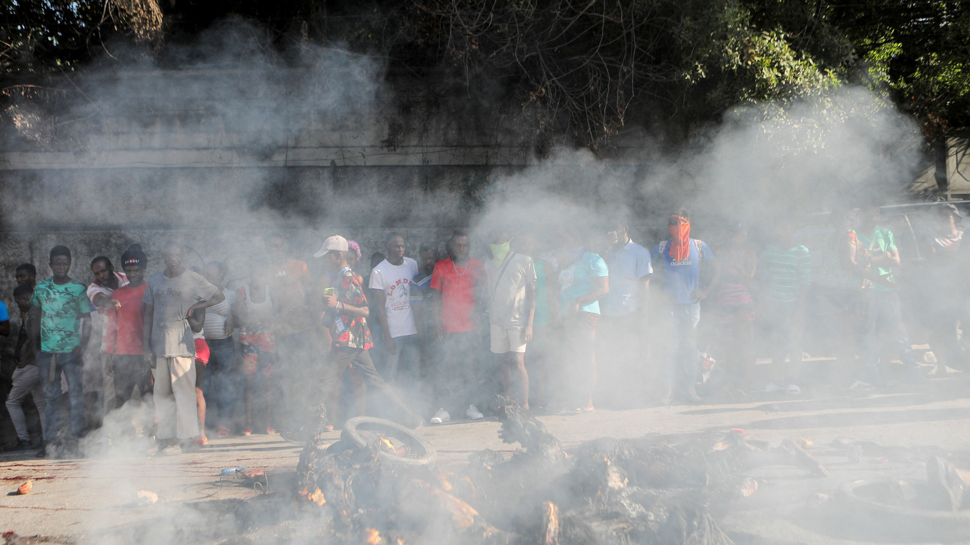 Immagine di Haiti a ferro e fuoco, l'Onu: «E' una guerra»