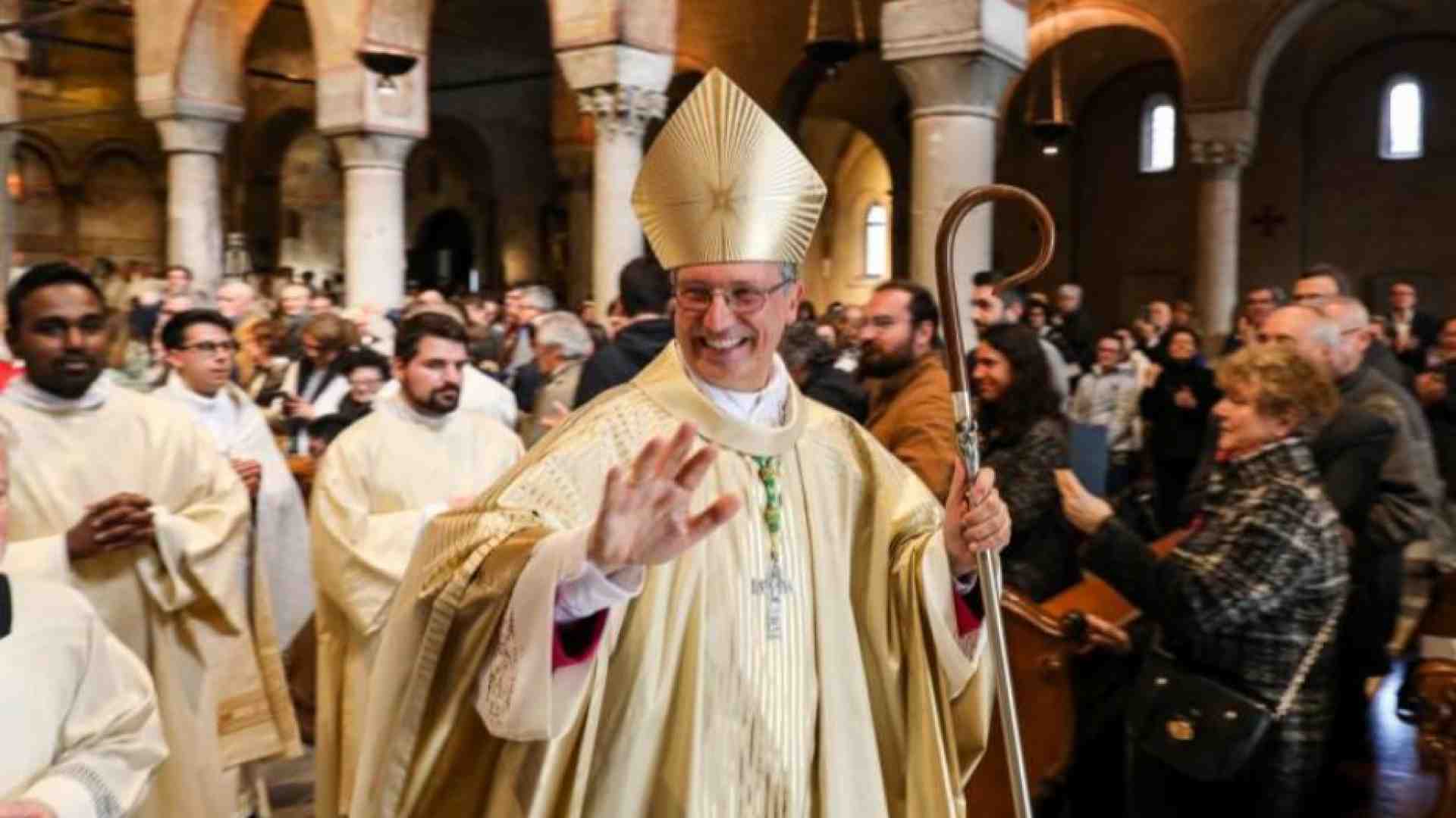 Immagine di Trieste abbraccia il nuovo pastore, il vescovo Enrico Trevisi