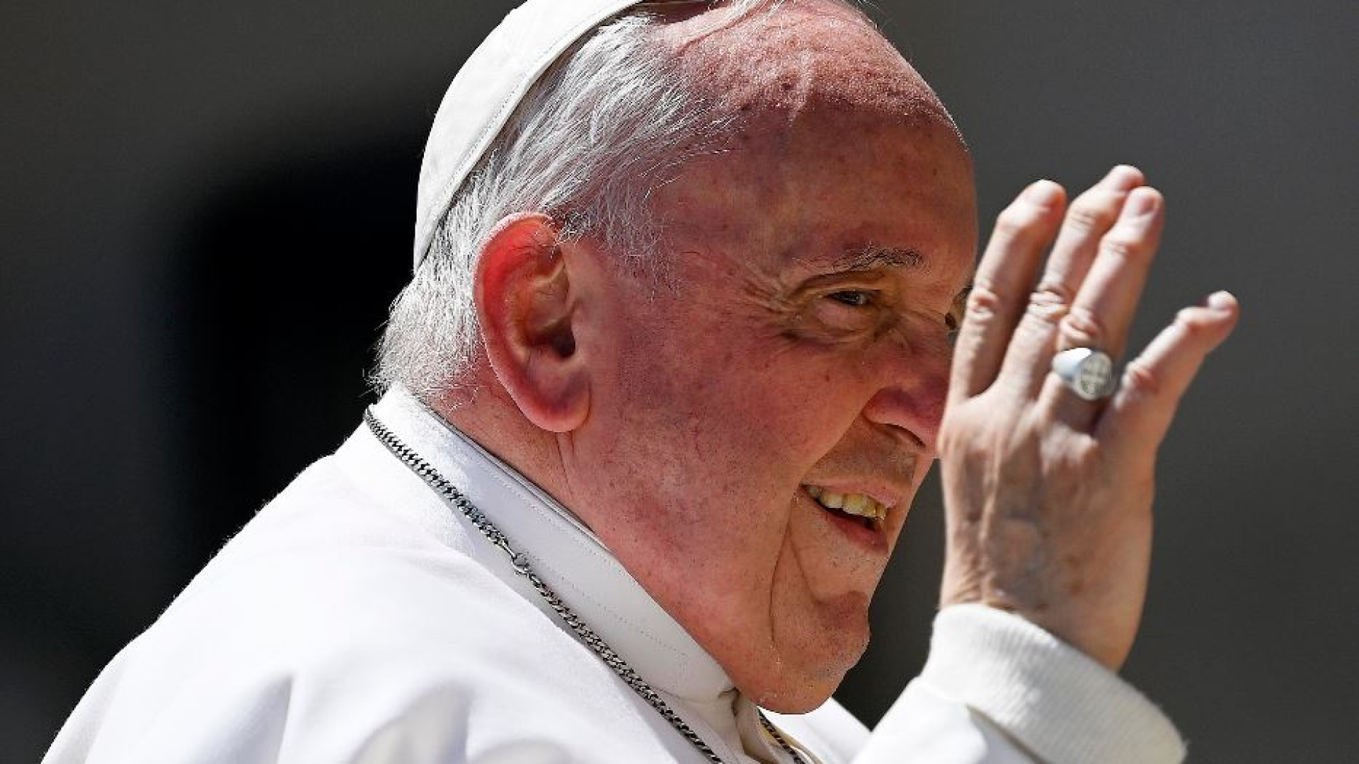 Immagine di Come seguire il viaggio di papa Francesco in Ungheria su Tv2000 e radio InBlu