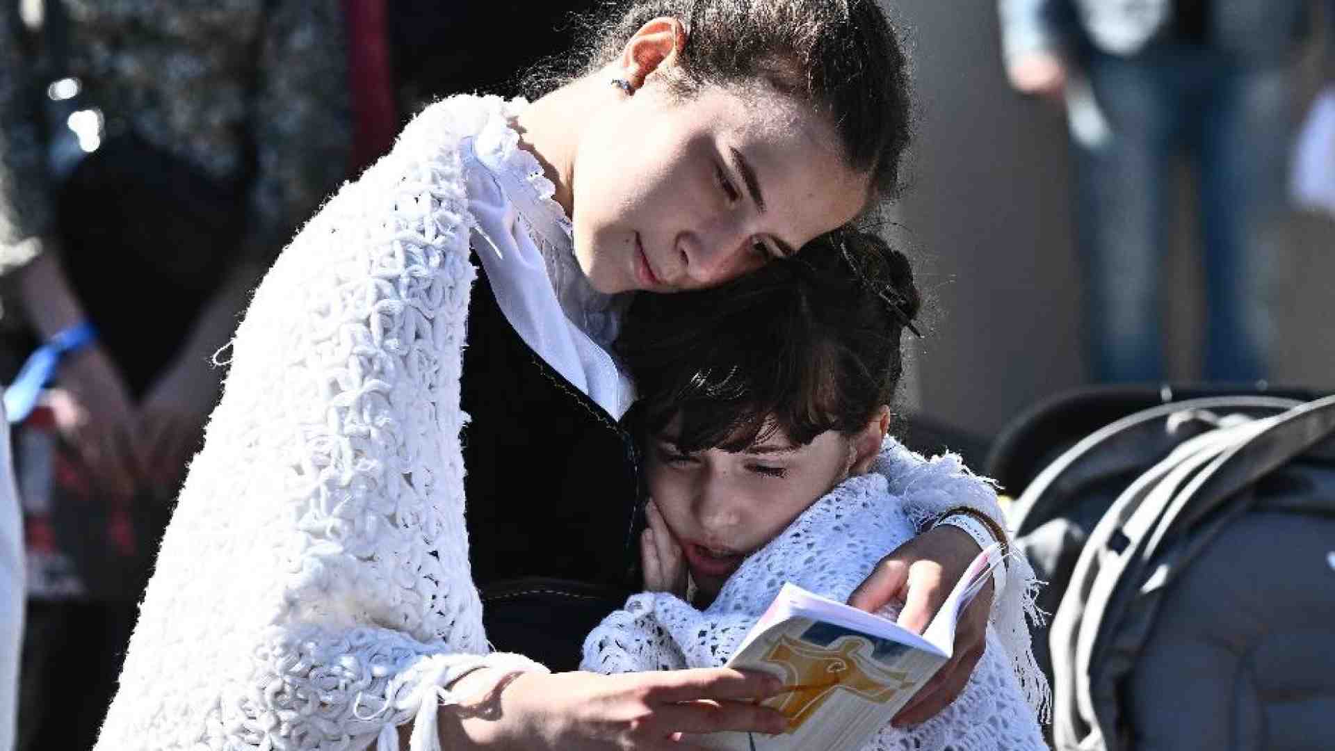 Immagine di Messa del Papa con 50mila fedeli a Budapest: i cristiani siano porte aperte