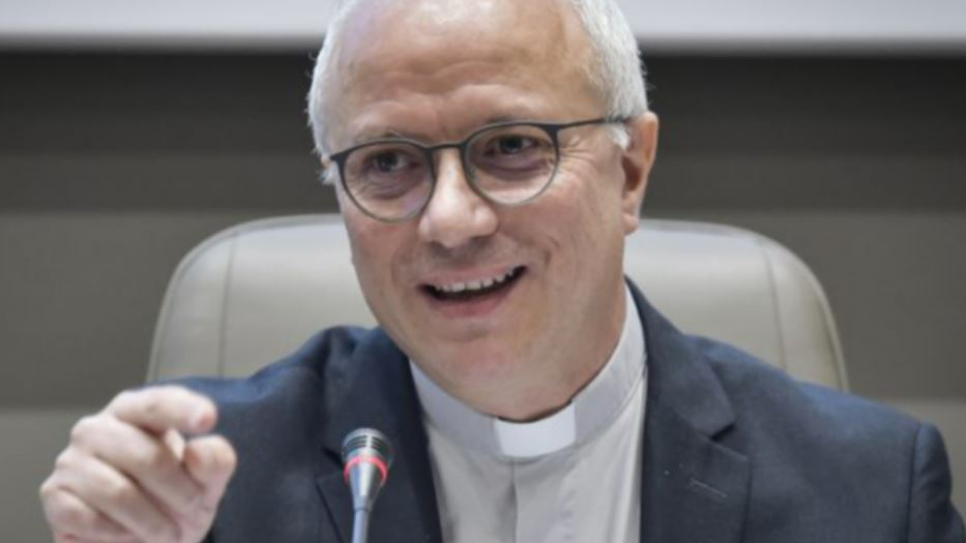 Immagine di Baturi: comunione e agorà