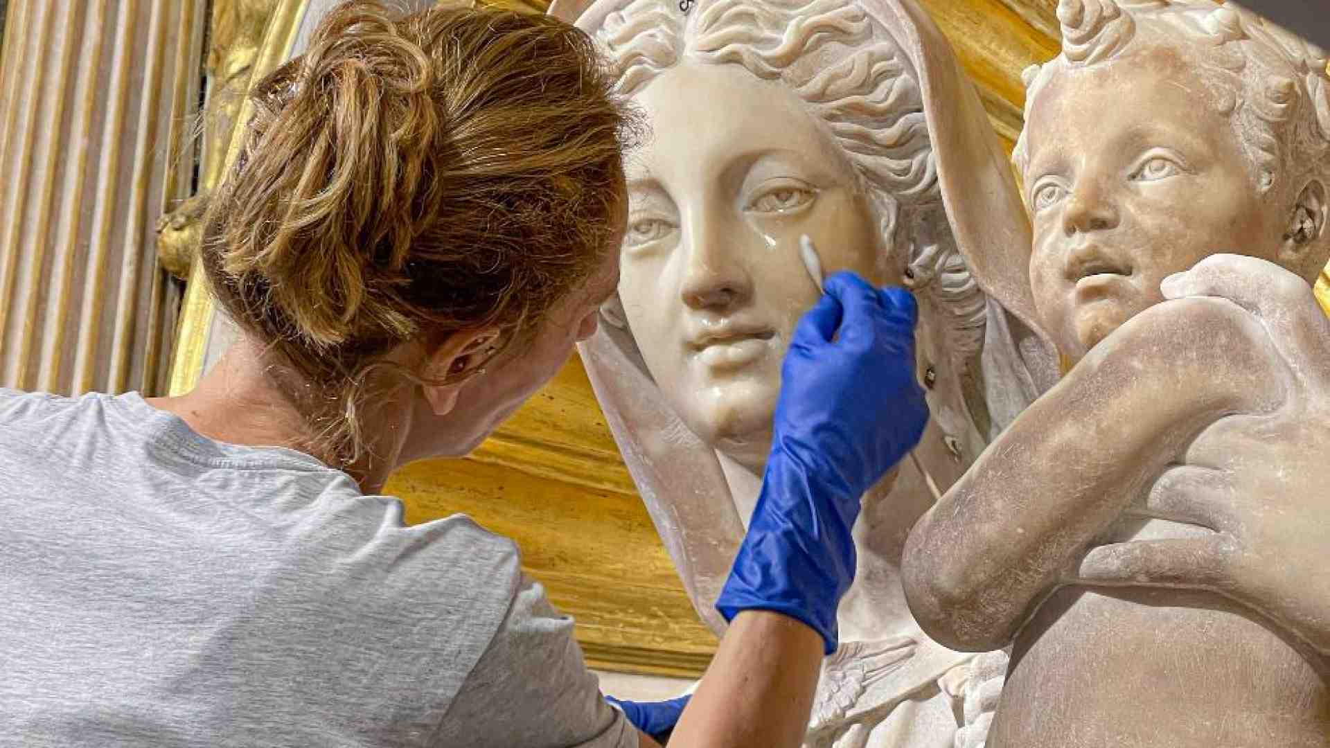 Immagine di Restaurata la Madonna del parto di Sansovino