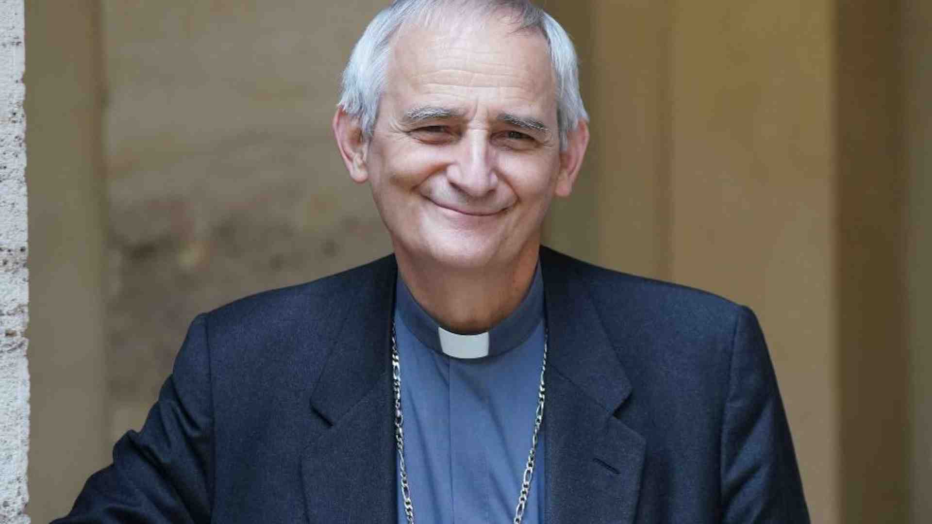Immagine di Zuppi: grazie a Tarquinio, buon lavoro a Girardo
