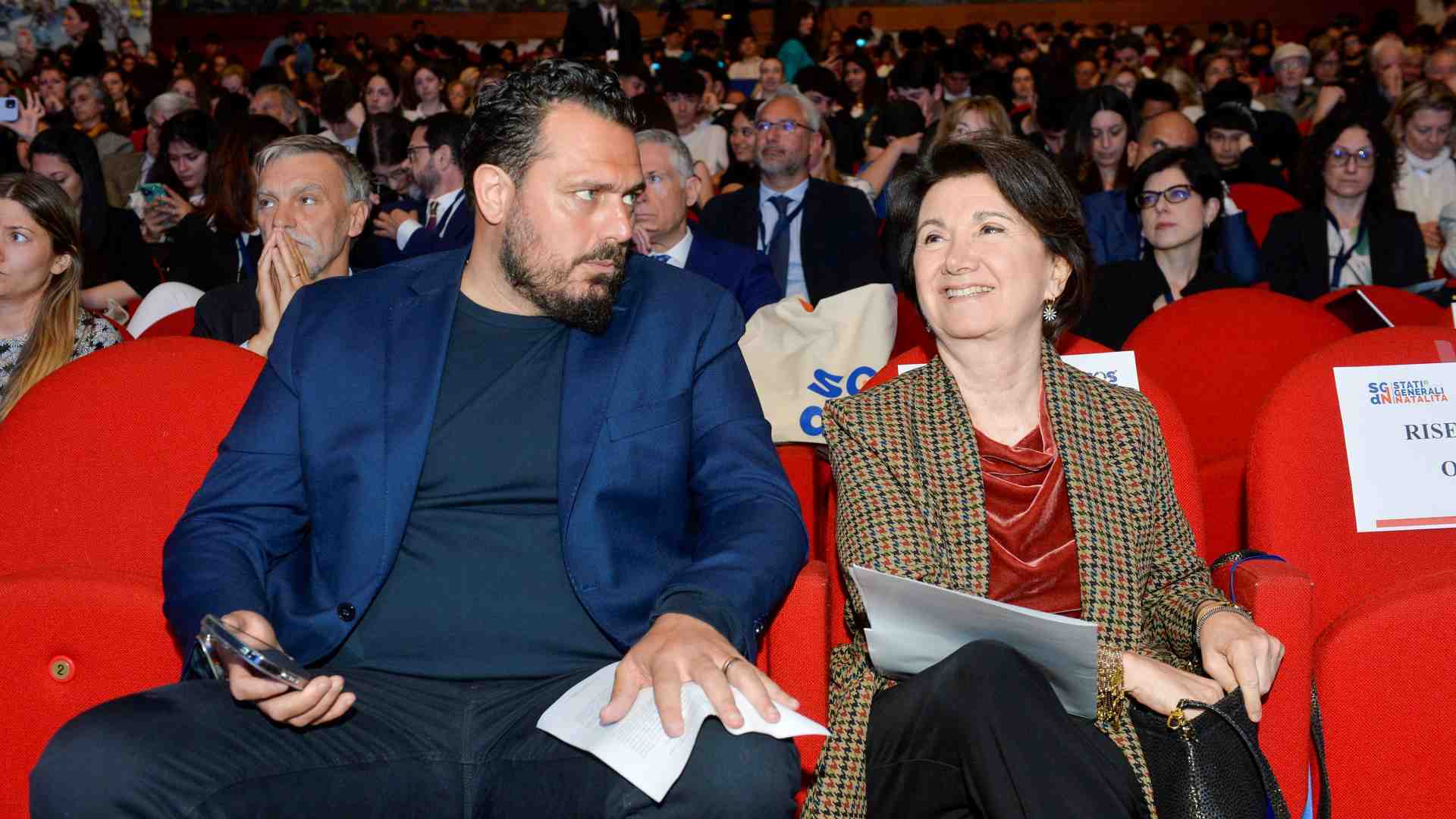 Immagine di Mattarella: «La nascita di un figlio è speranza di continuità»