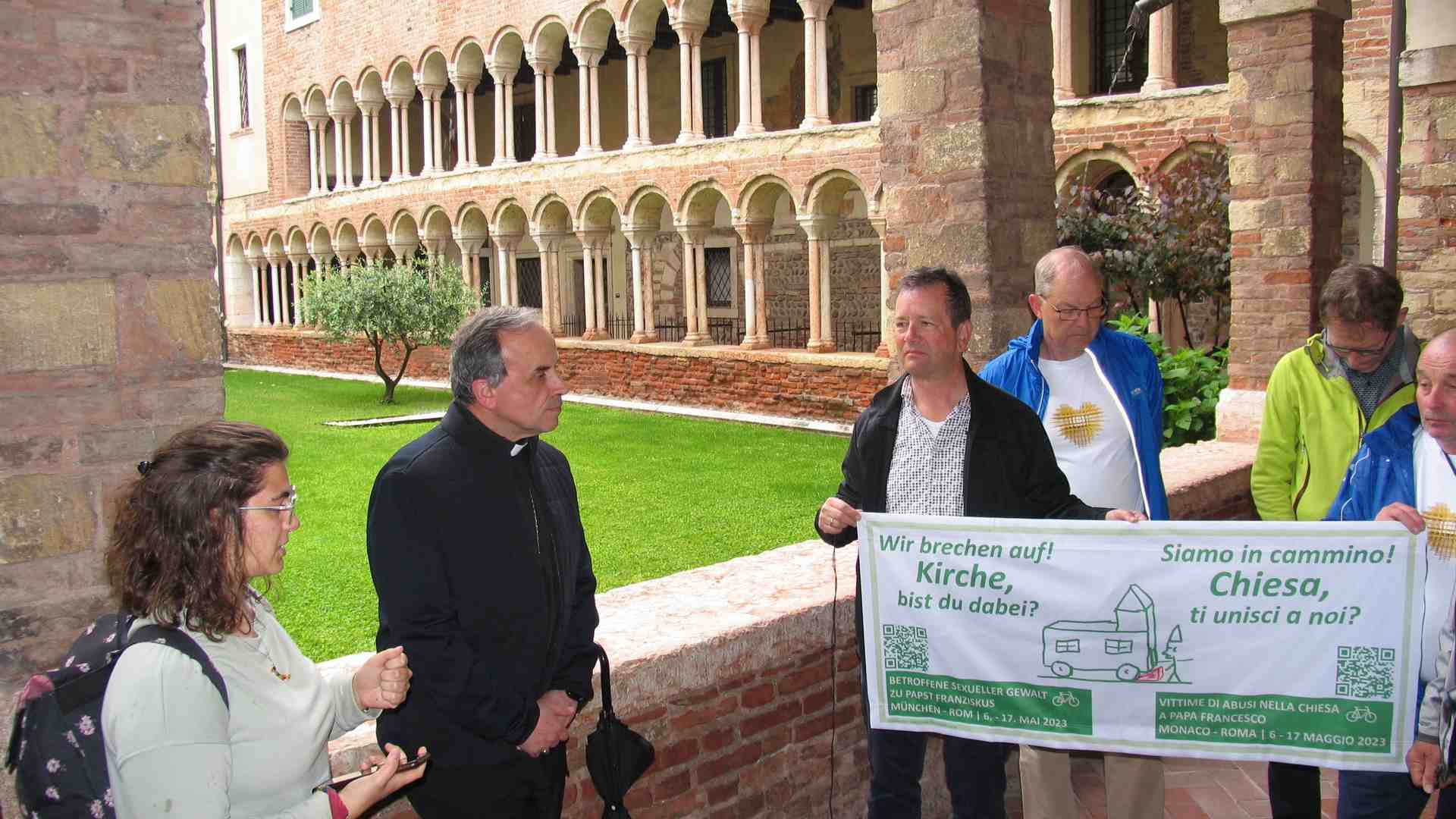 Immagine di La Diocesi ha incontrato un gruppo di pellegrini tedeschi vittime di abusi