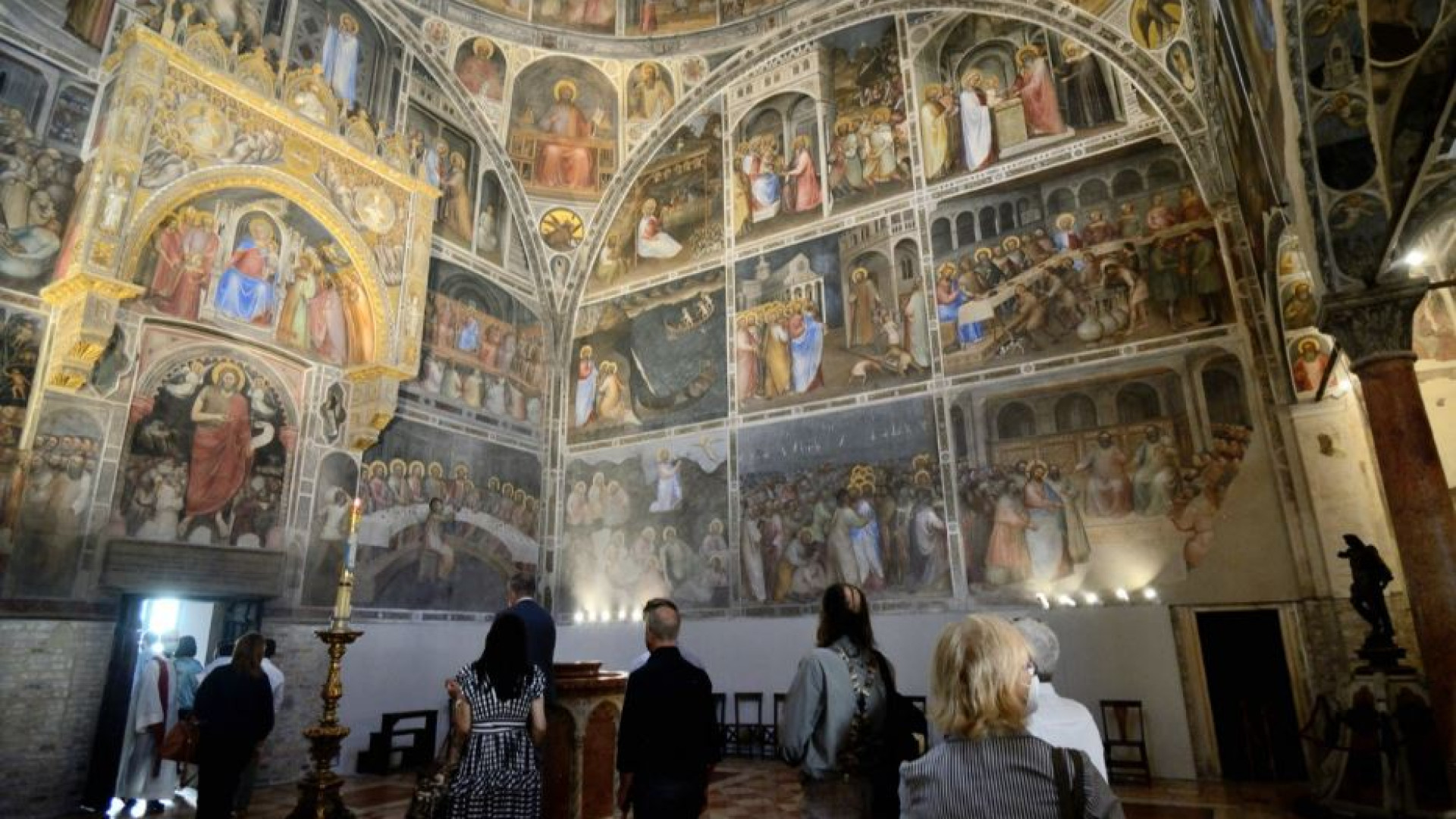 Immagine di A Padova la Genesi nel Battistero fa comunità