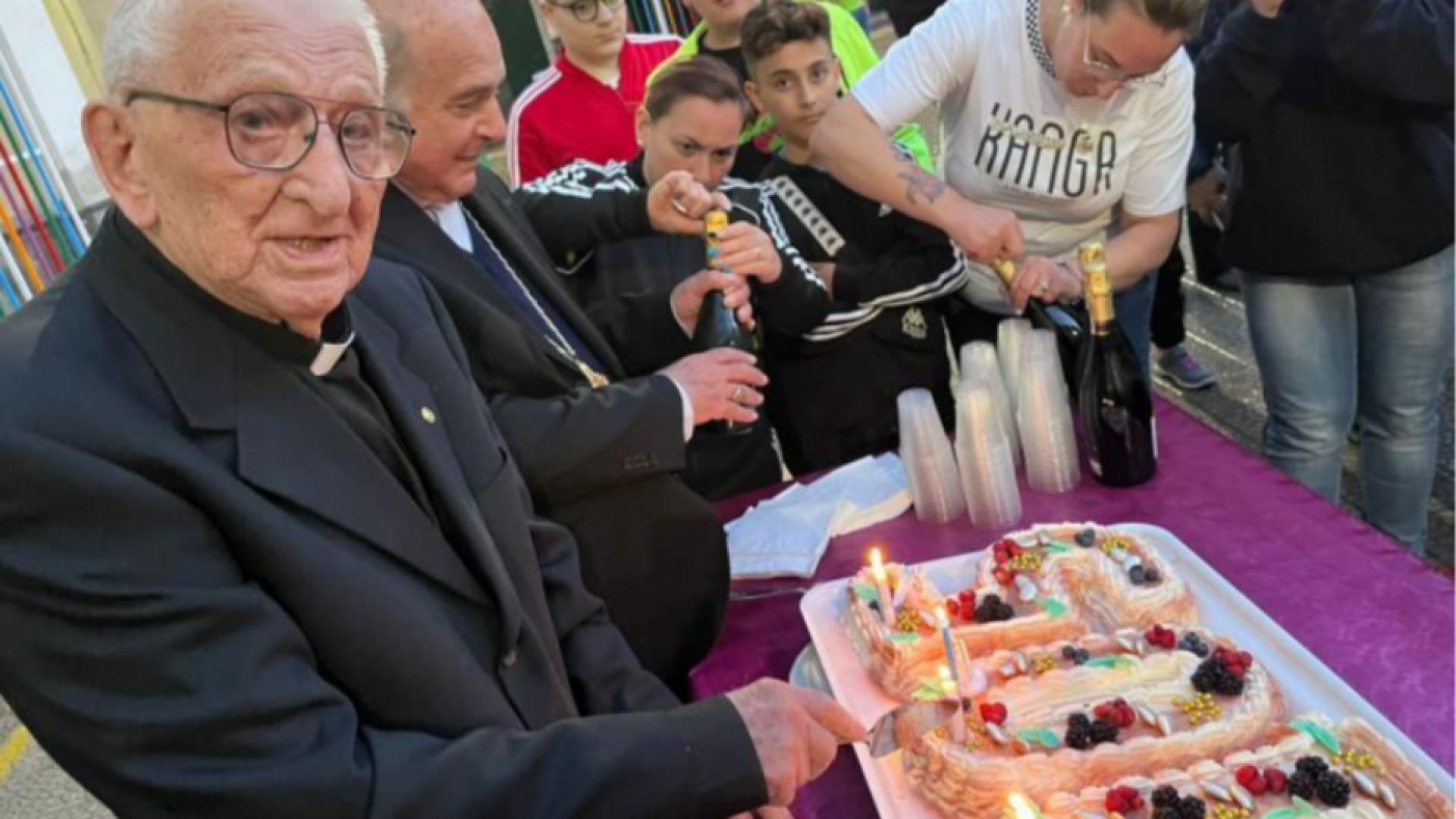 Immagine di Catania festeggia il salesiano più anziano del mondo: ha 105 anni