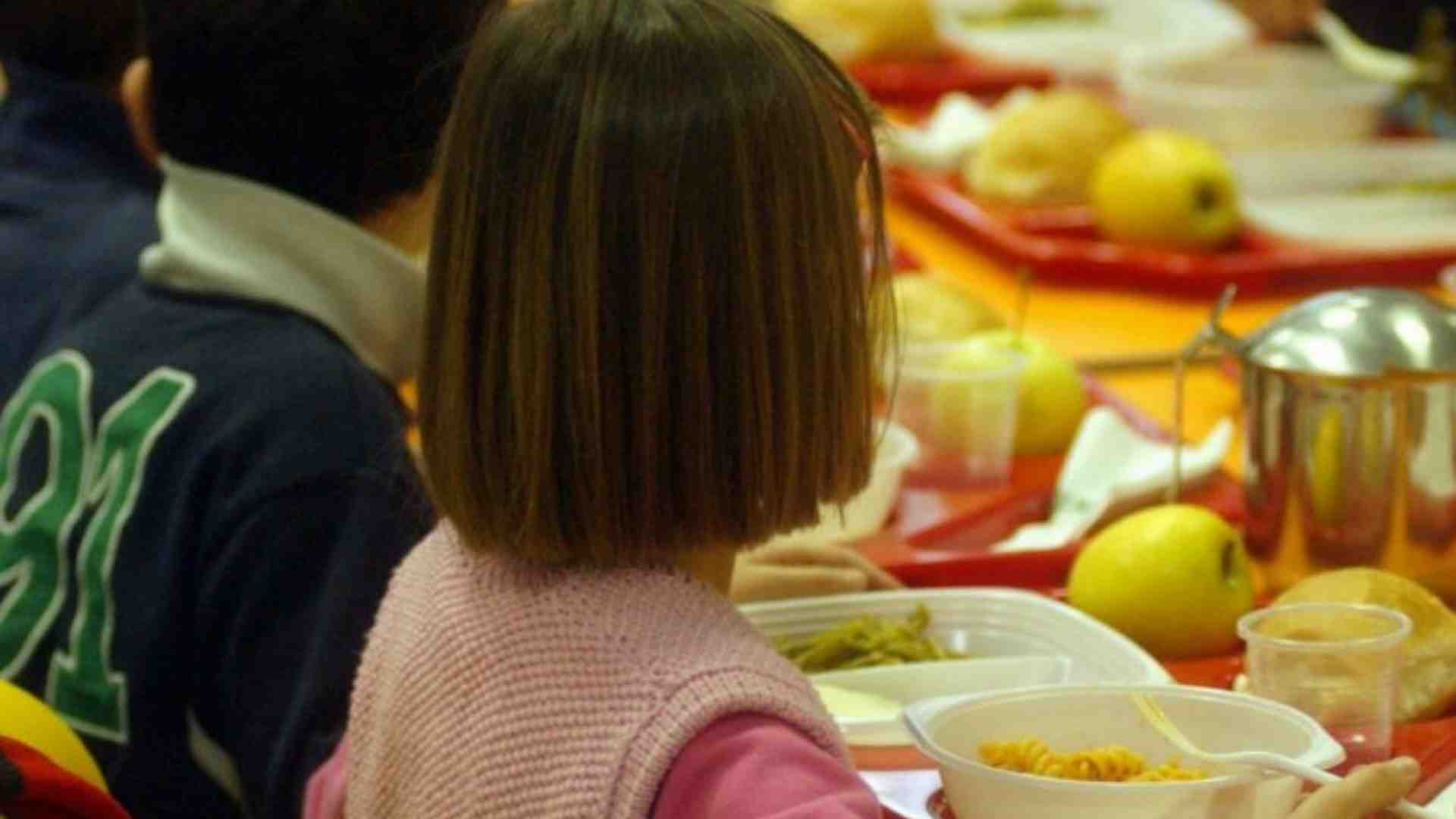 Immagine di Mense scolastiche: a Torino 6,60 euro a pasto, a Roma 2. Ma mancano i locali