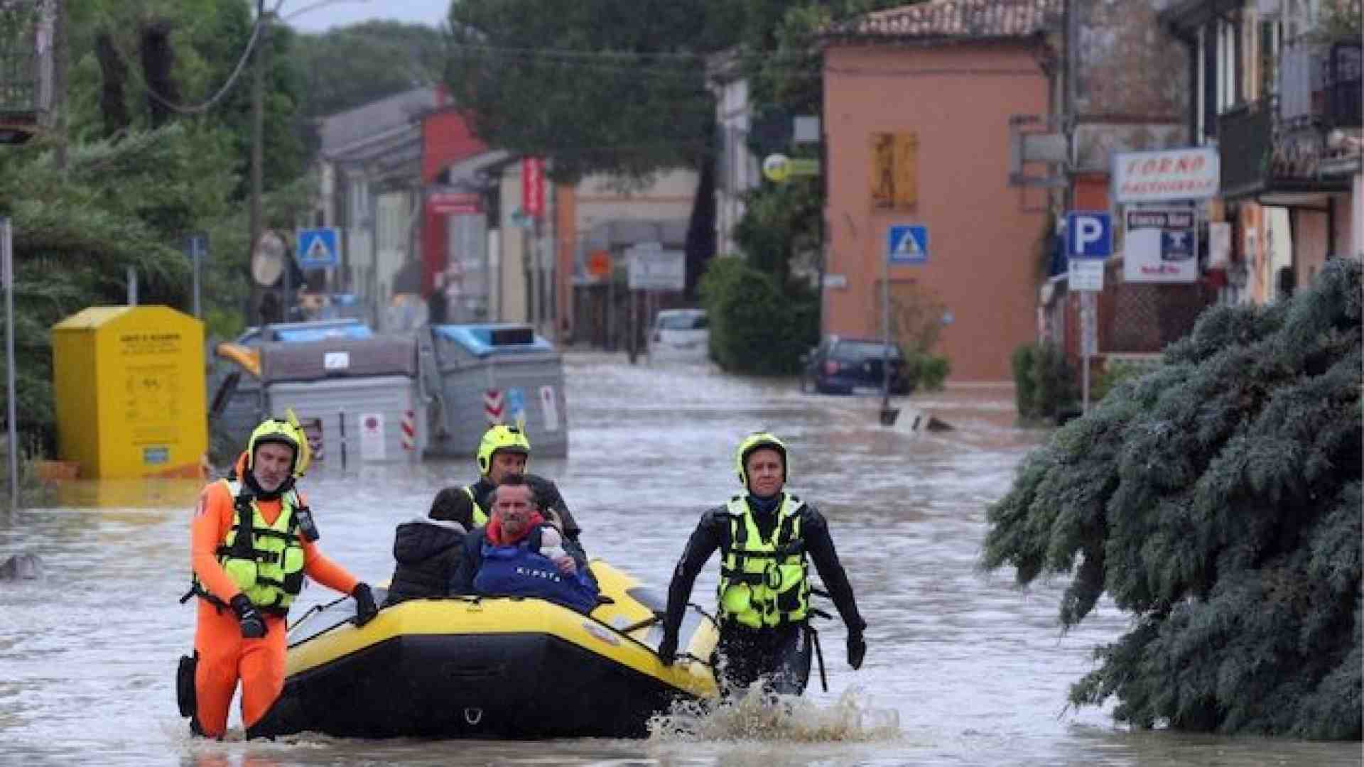 Immagine di Caritas vicina alle popolazioni colpite da alluvione