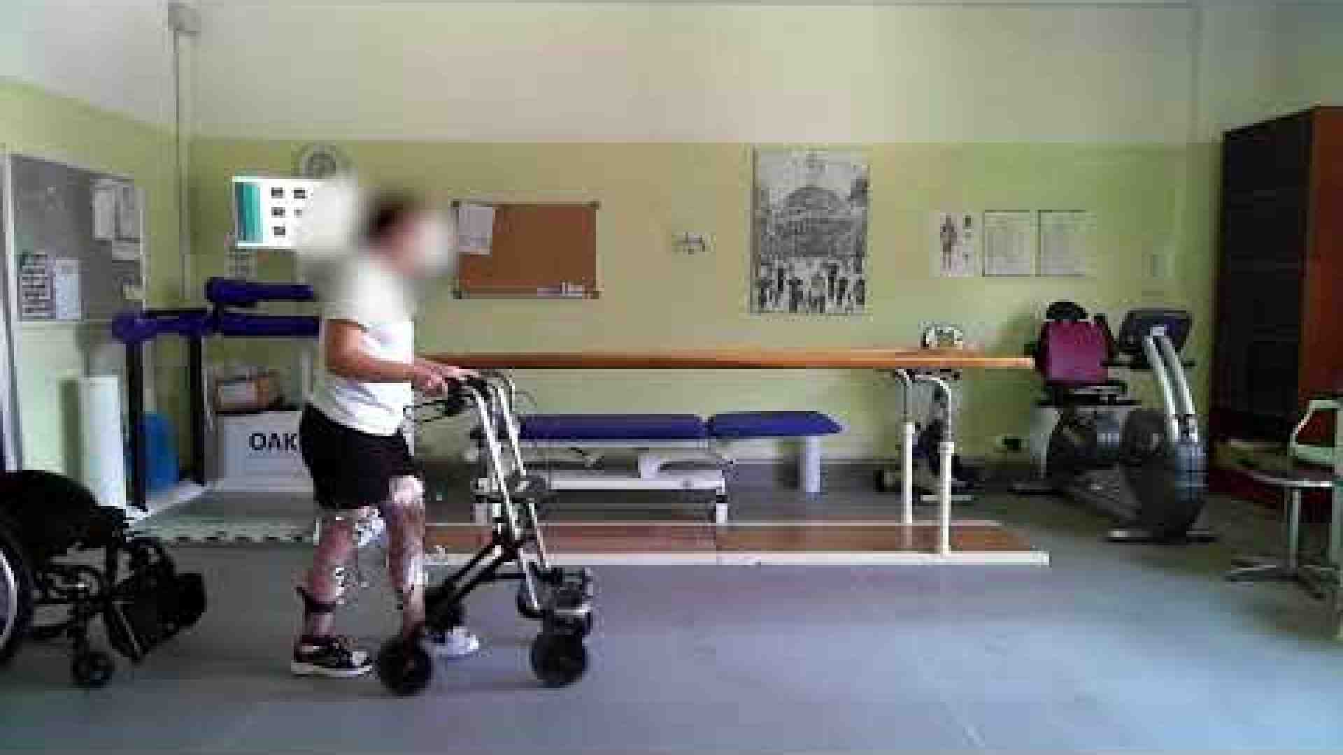 Immagine di Un "pacemaker" alla colonna vertebrale. E Anna torna a camminare