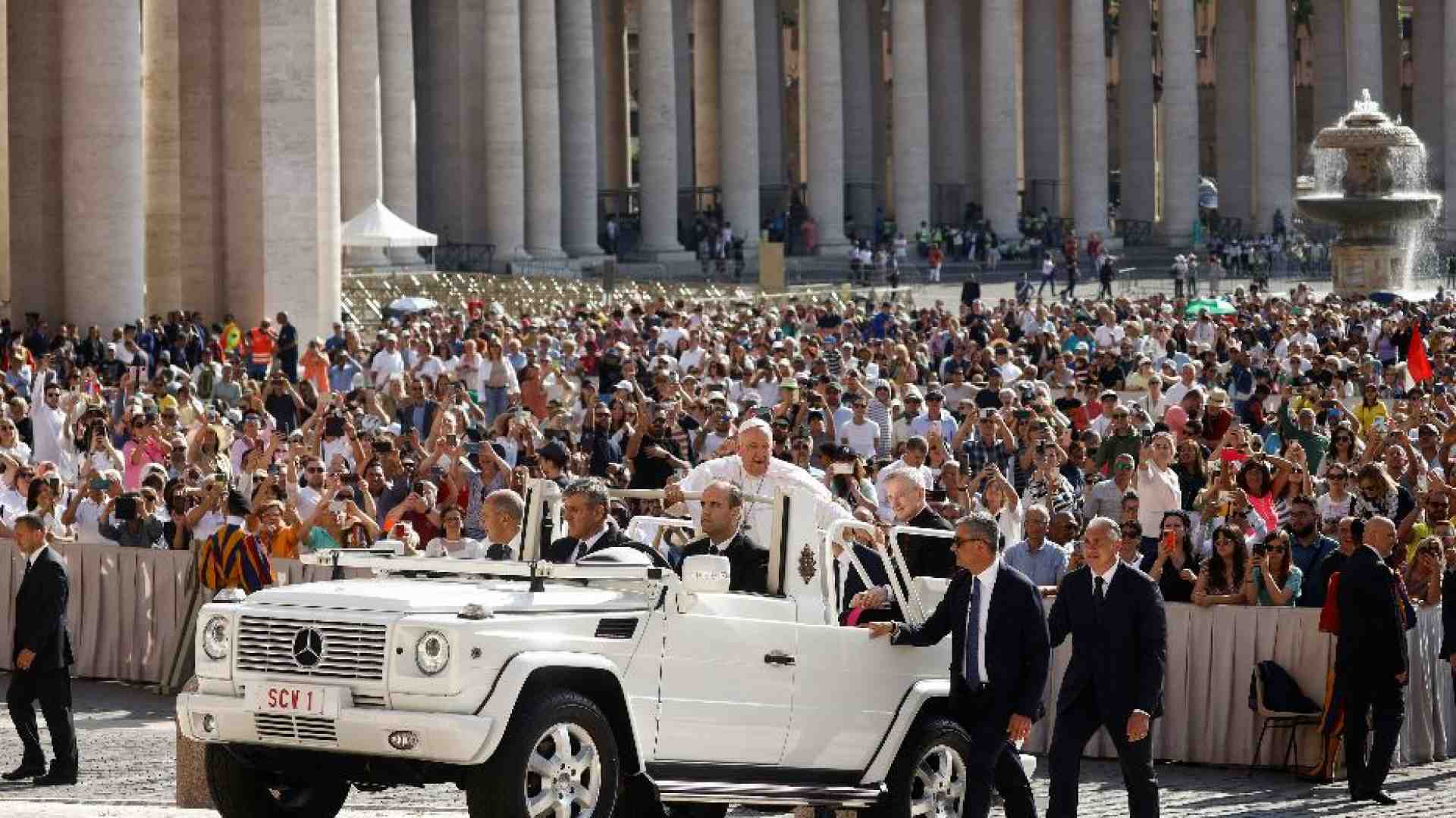 Immagine di Padre Matteo Ricci in Cina, il Papa: un esempio per noi attuale