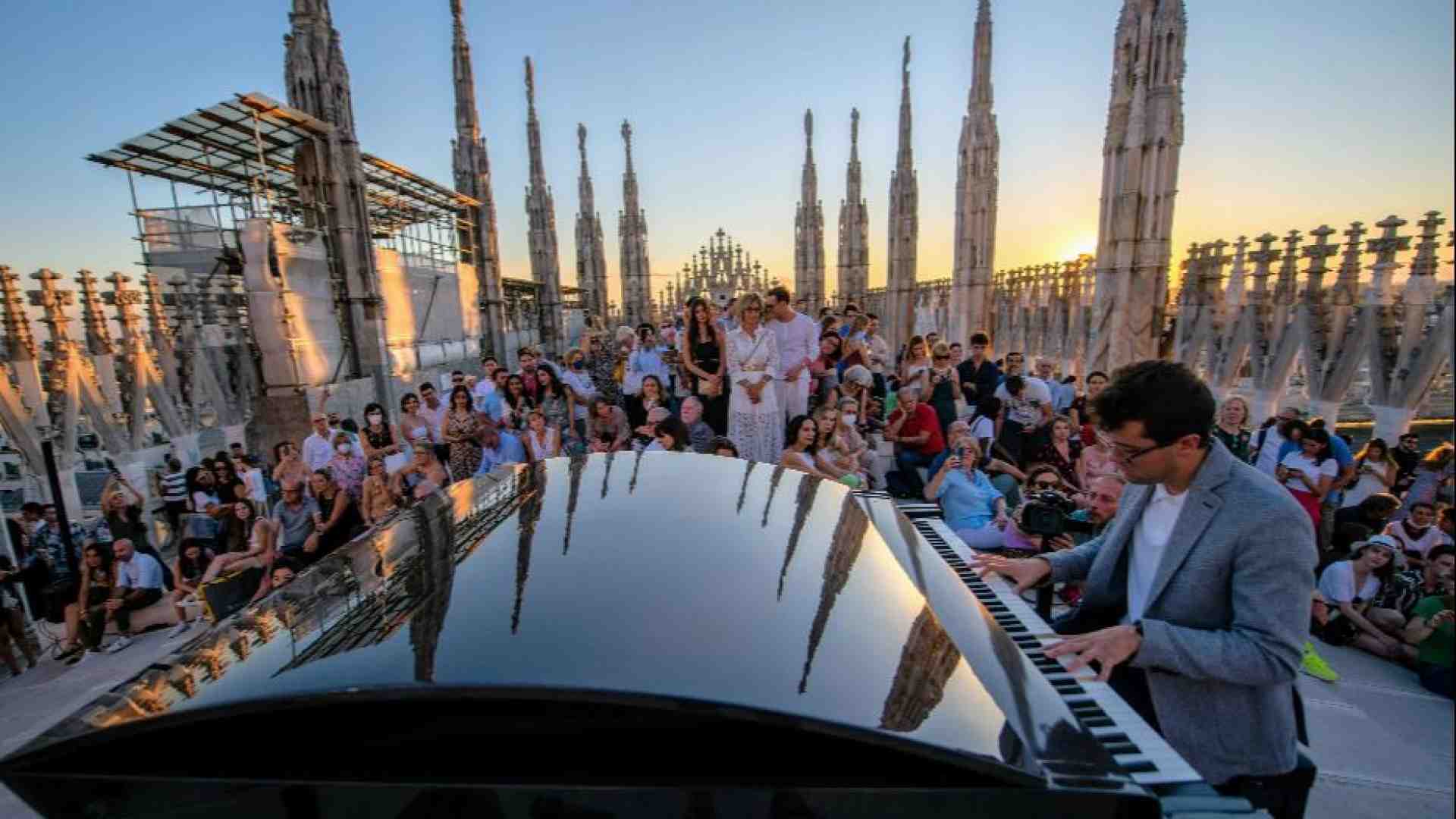 Immagine di Vedere il tramonto da Duomo tra musica e visite guidate