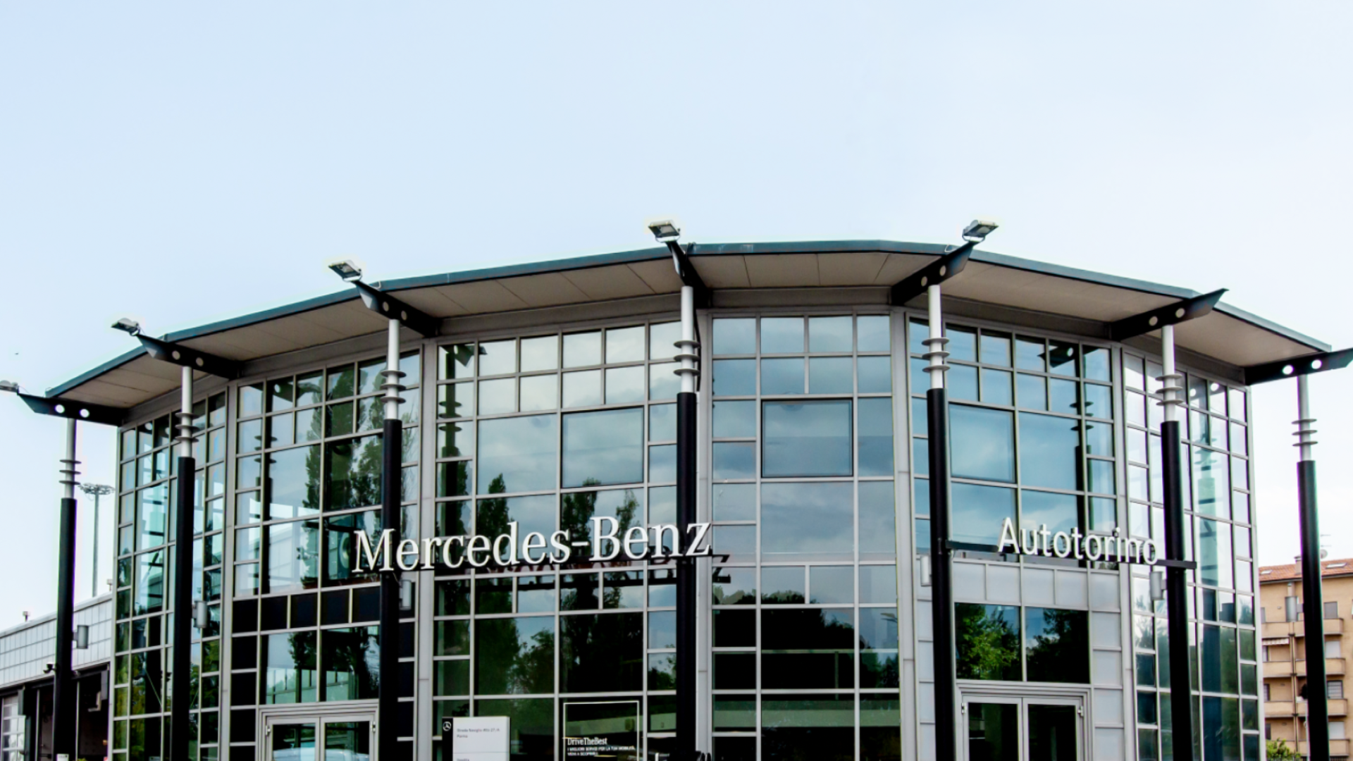 Immagine di Autotorino acquista Mercedes-Benz Roma ed è sempre più forte