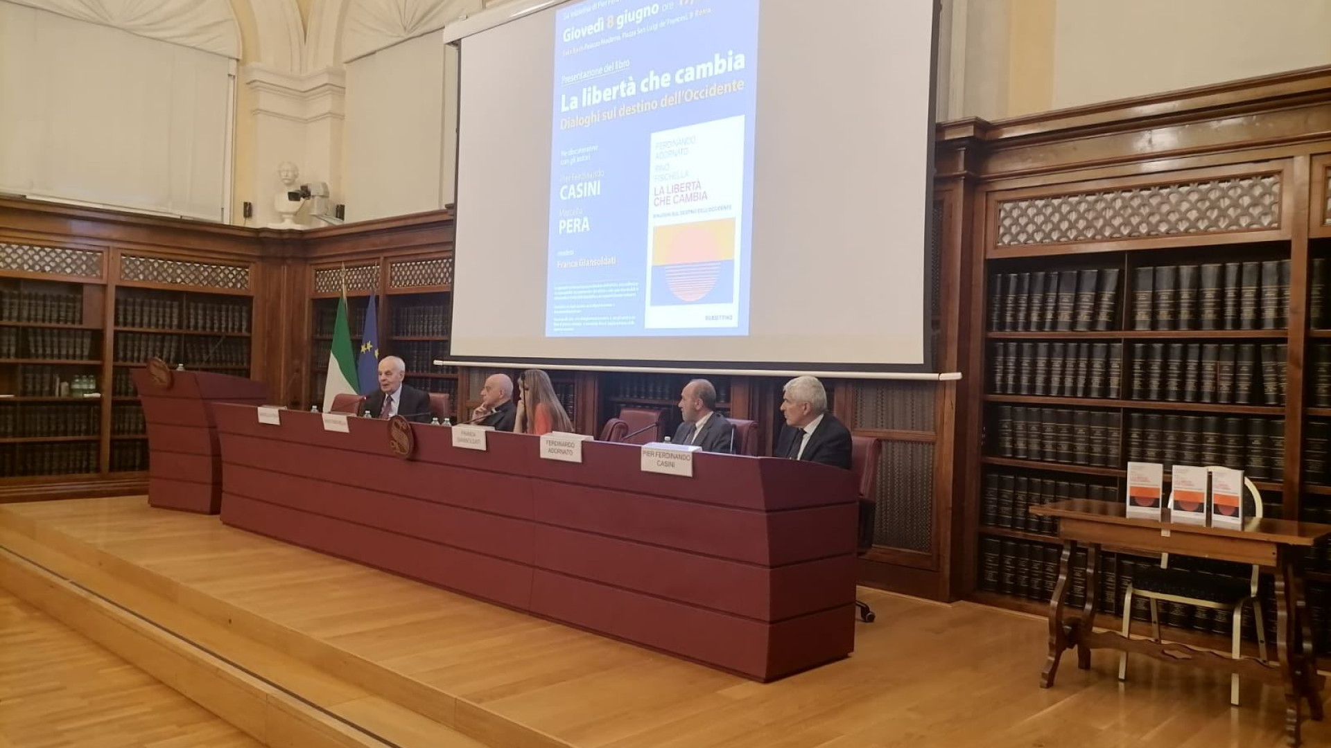 Immagine di Fisichella e Adornato: "Crisi dell'Occidente? Non irreversibile"