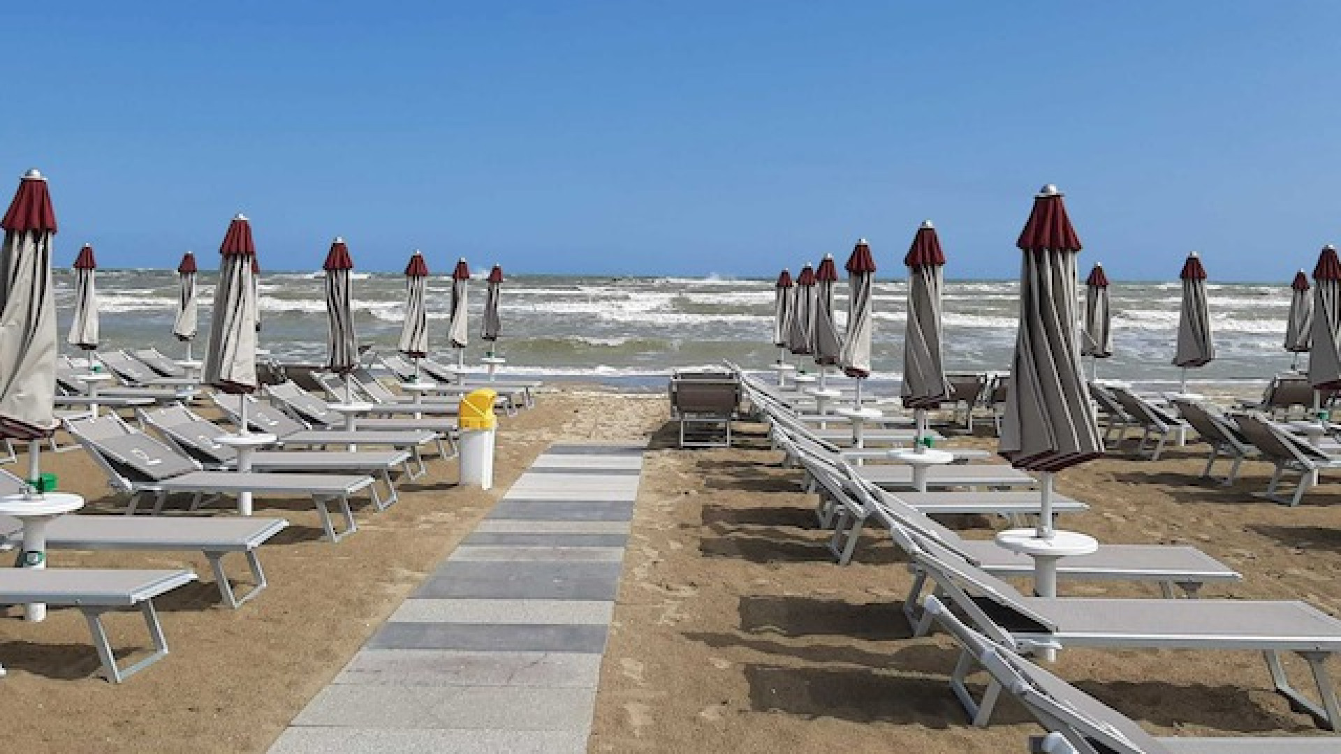 Immagine di Perché Rimini è salva