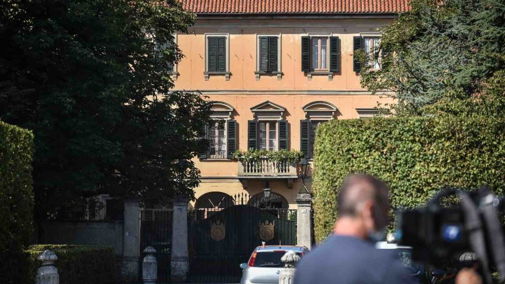 Immagine di Berlusconi: azioni, ville, barche, ecco il patrimonio della famiglia
