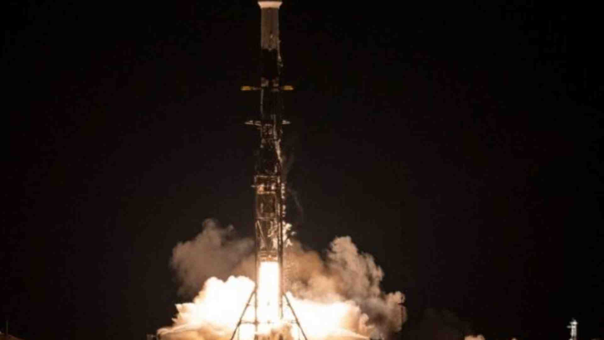 Immagine di Spei Satellites, nello spazio la speranza del Papa