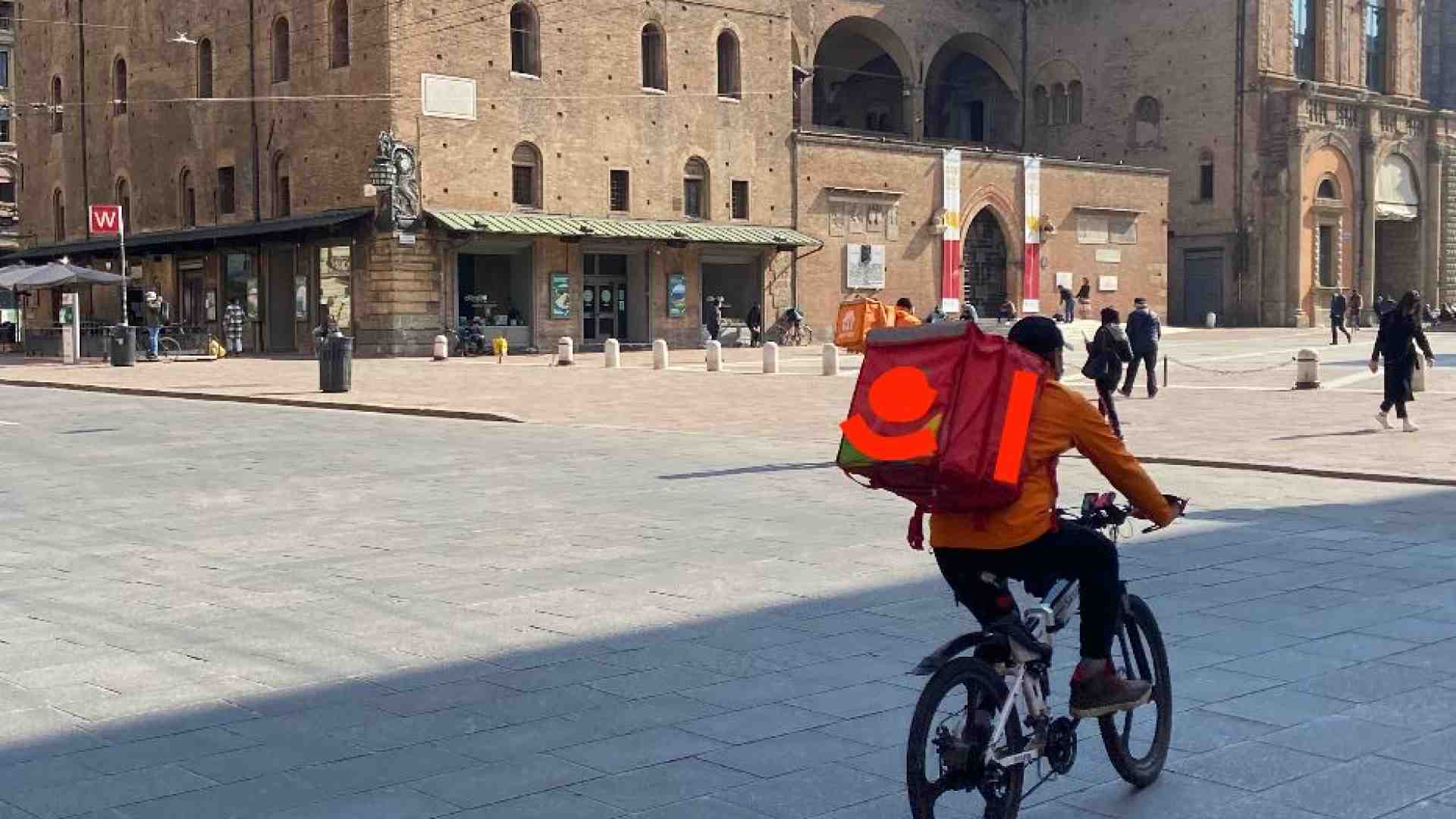 Immagine di La crisi del food delivery e il nodo dei sussidi per chi rimane a casa