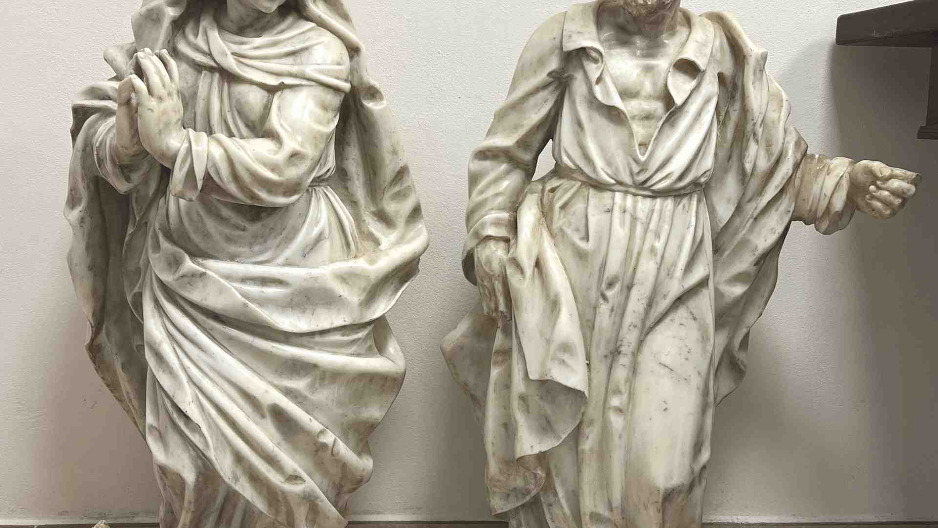 Immagine di Ritrovate le due statue trafugate dalla chiesa di Casaleone nel 1991