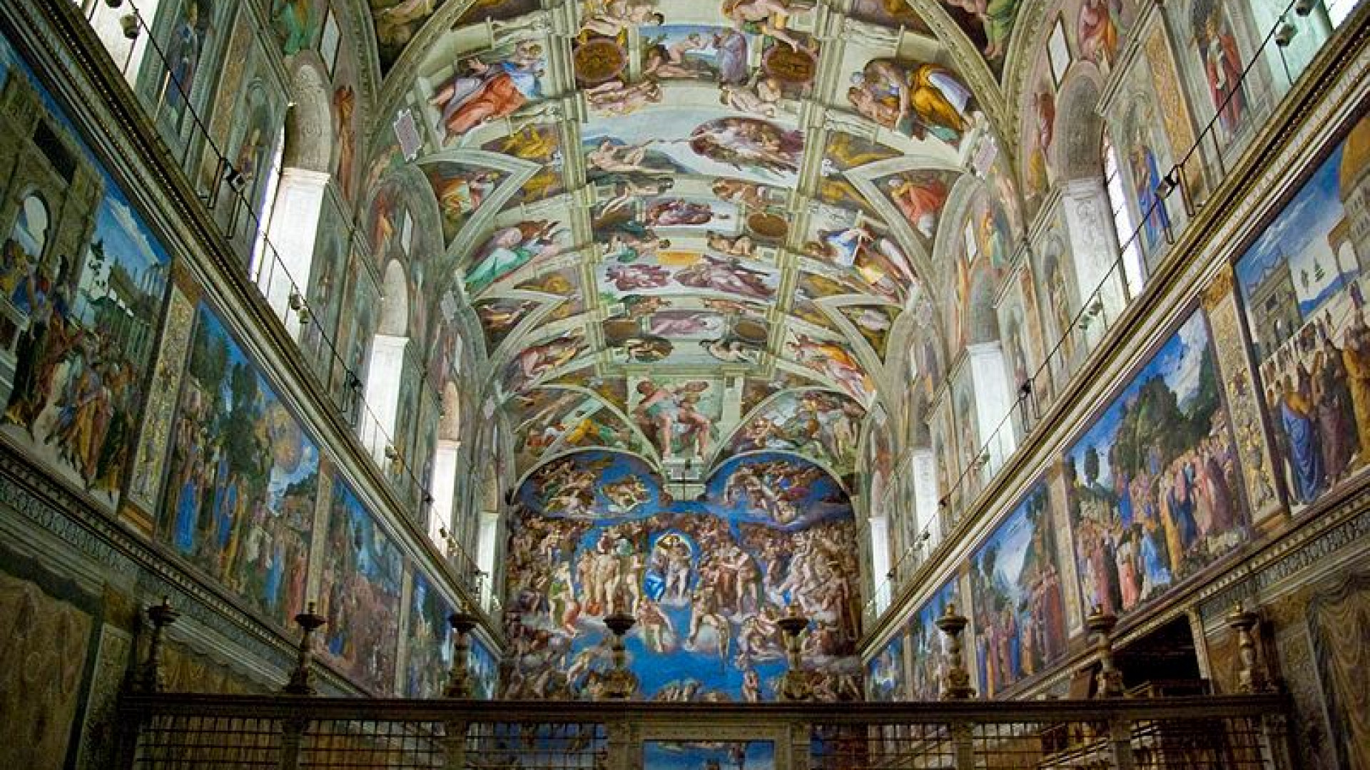 Immagine di Papa Francesco incontra gli artisti nella Cappella Sistina