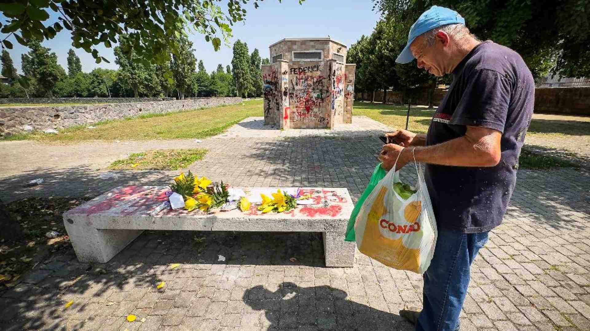 Immagine di Il clochard ghanese ucciso: arrestati due 16enni. «Futili motivi»