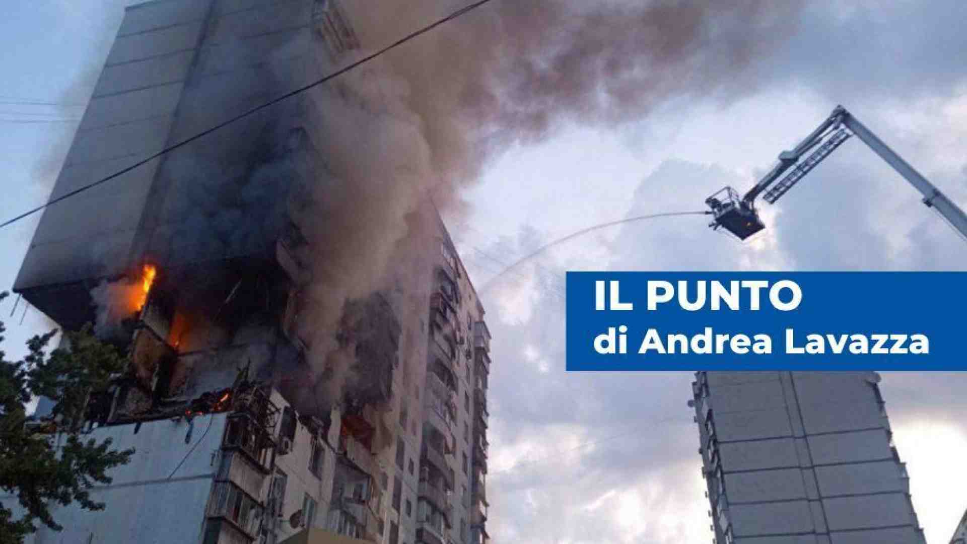 Immagine di Guerra giorno 484: incubo nucleare e controffensiva "lenta" (ma c'è un motivo)