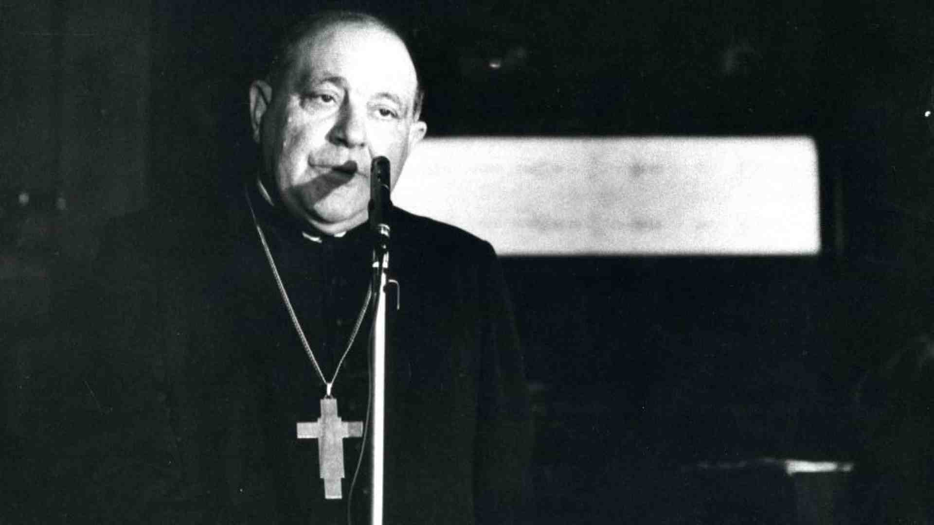 Immagine di Verso gli altari il cardinale Ballestrero, pastore umile e coraggioso