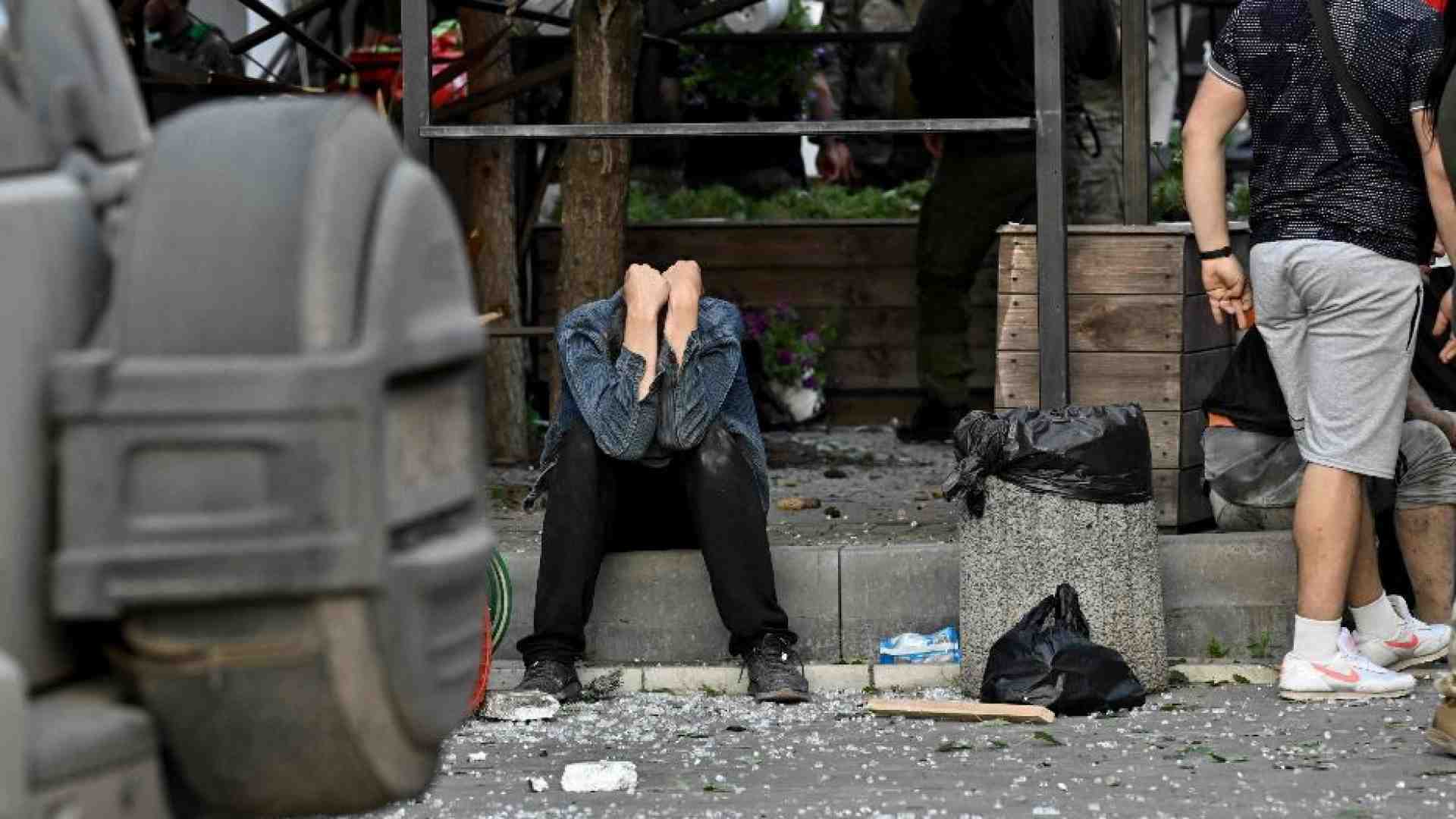 Immagine di La strage di civili a Kramatorsk: 11 morti, tra loro due gemelle di 14 anni