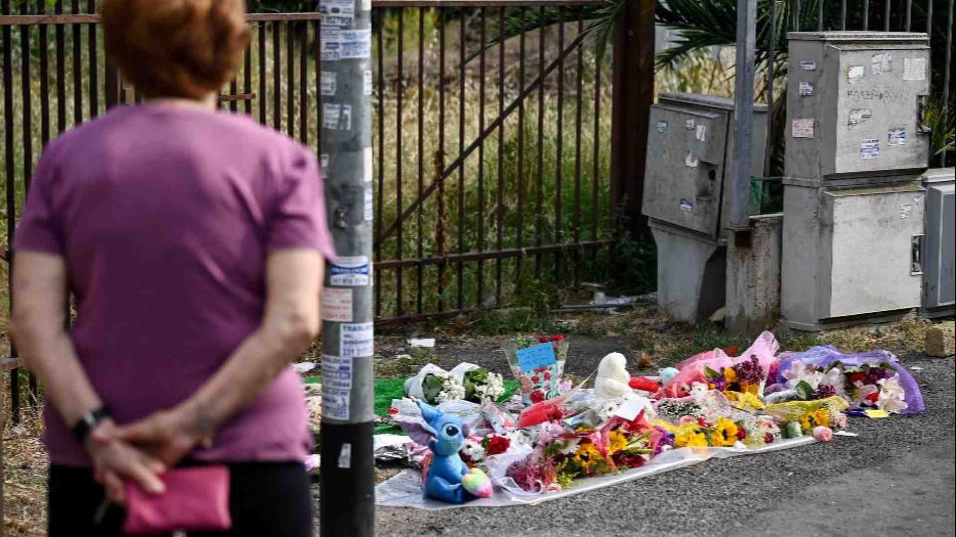 Immagine di Il vescovo Reina: «Una crisi valoriale ereditata dagli adulti»