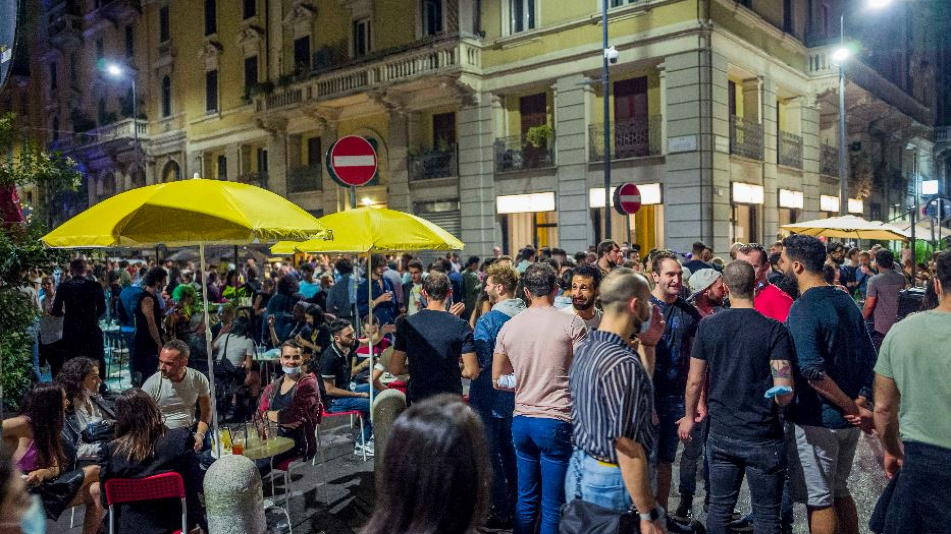 Immagine di Movida selvaggia, arriva la stretta su locali e dehors